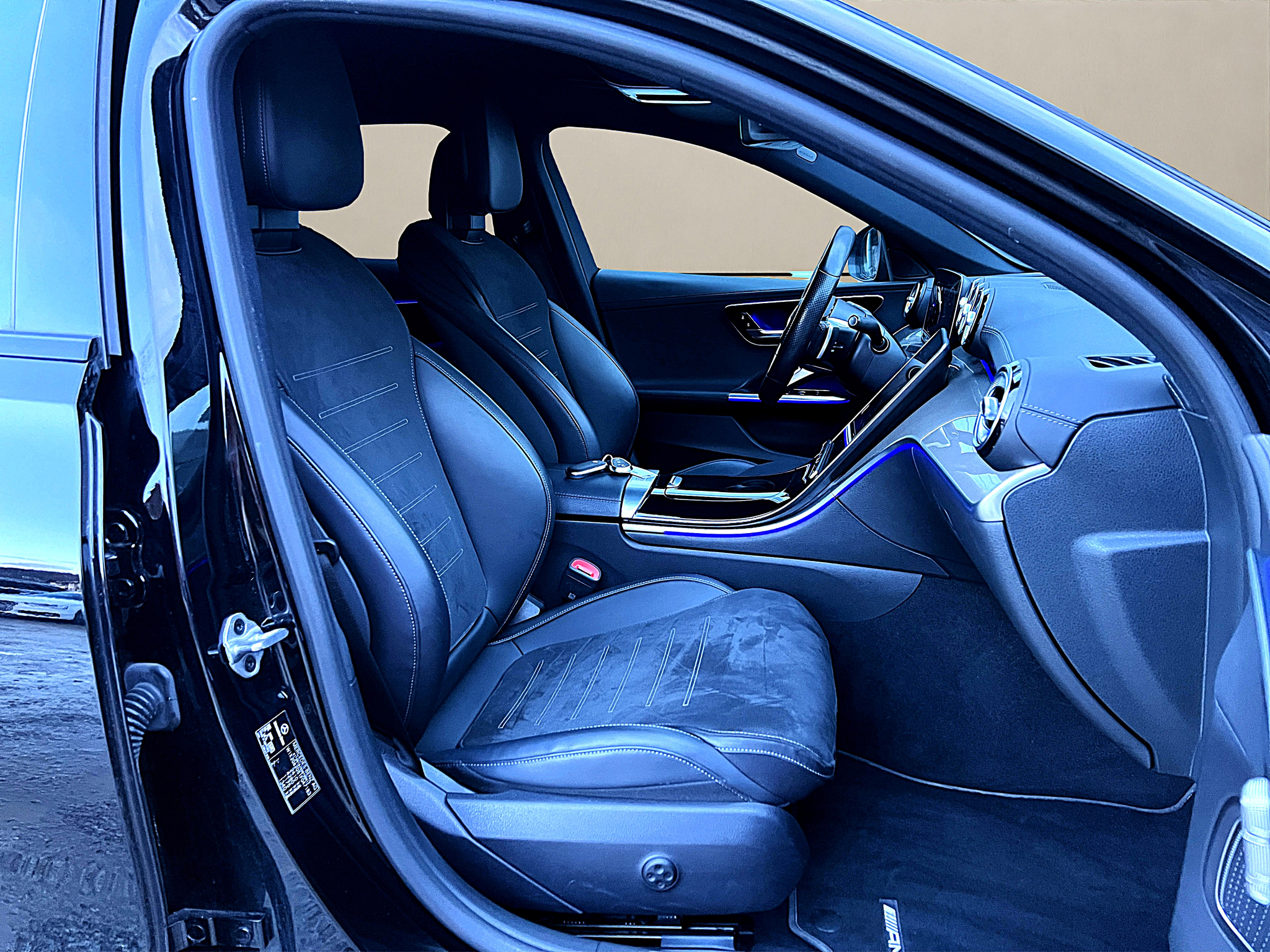 listing desktop thumbnail image 9