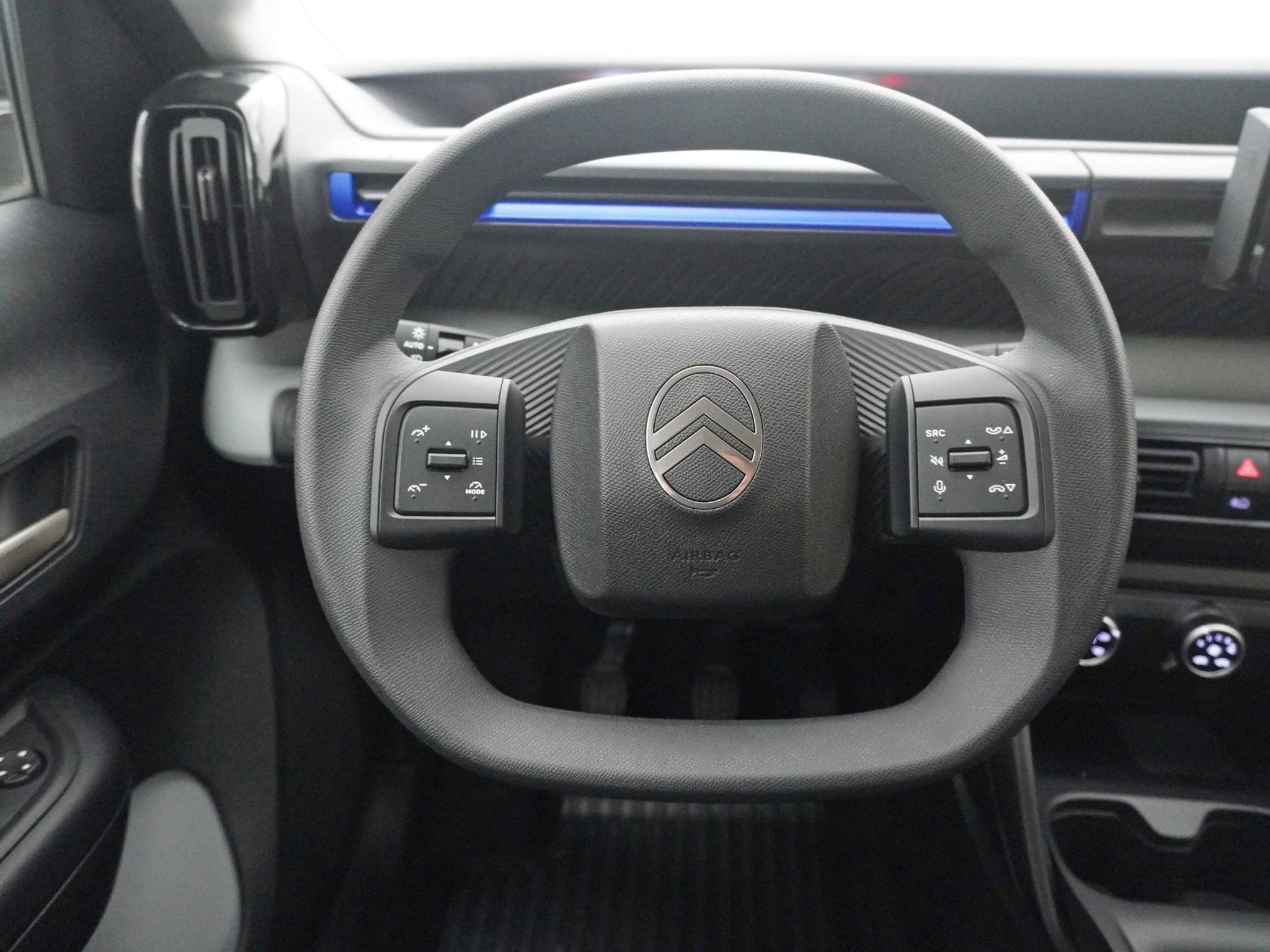 listing desktop thumbnail image 9