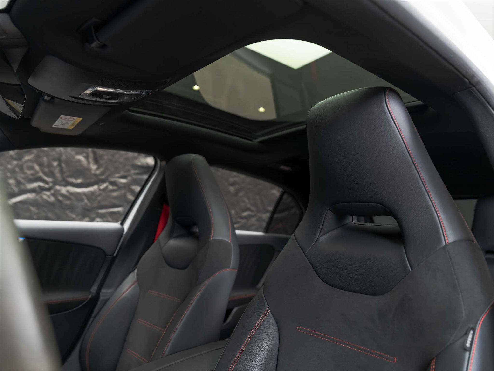 listing desktop thumbnail image 12