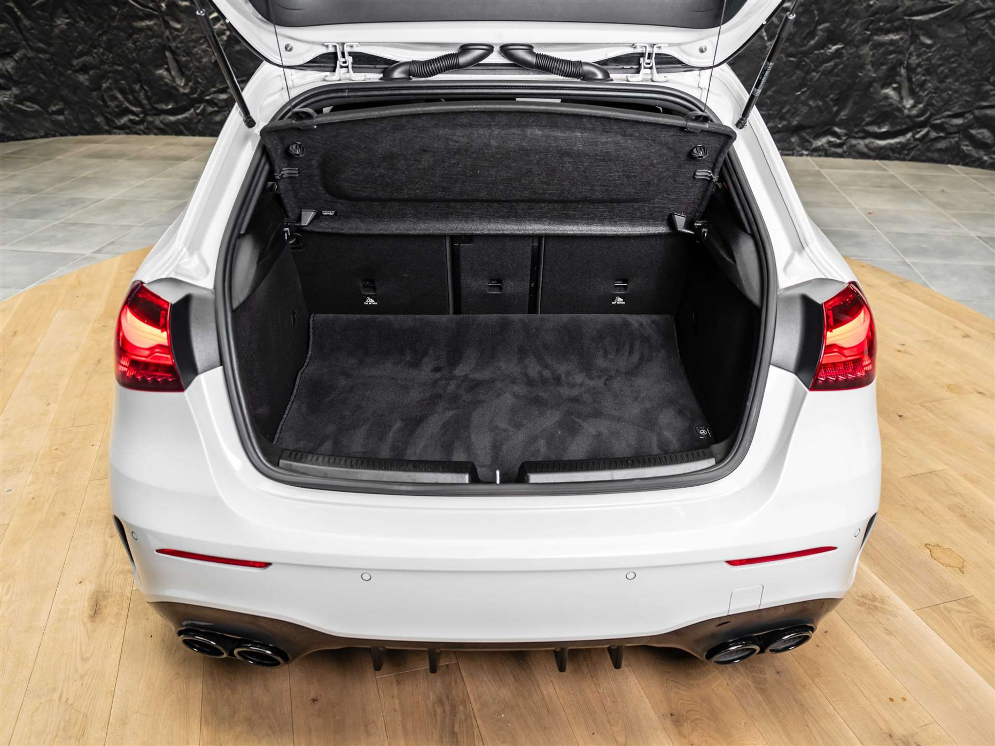 listing desktop thumbnail image 51