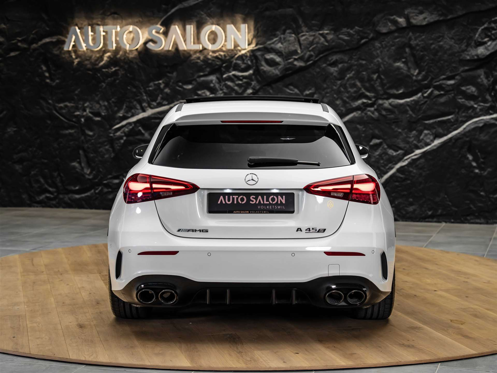 listing desktop thumbnail image 4