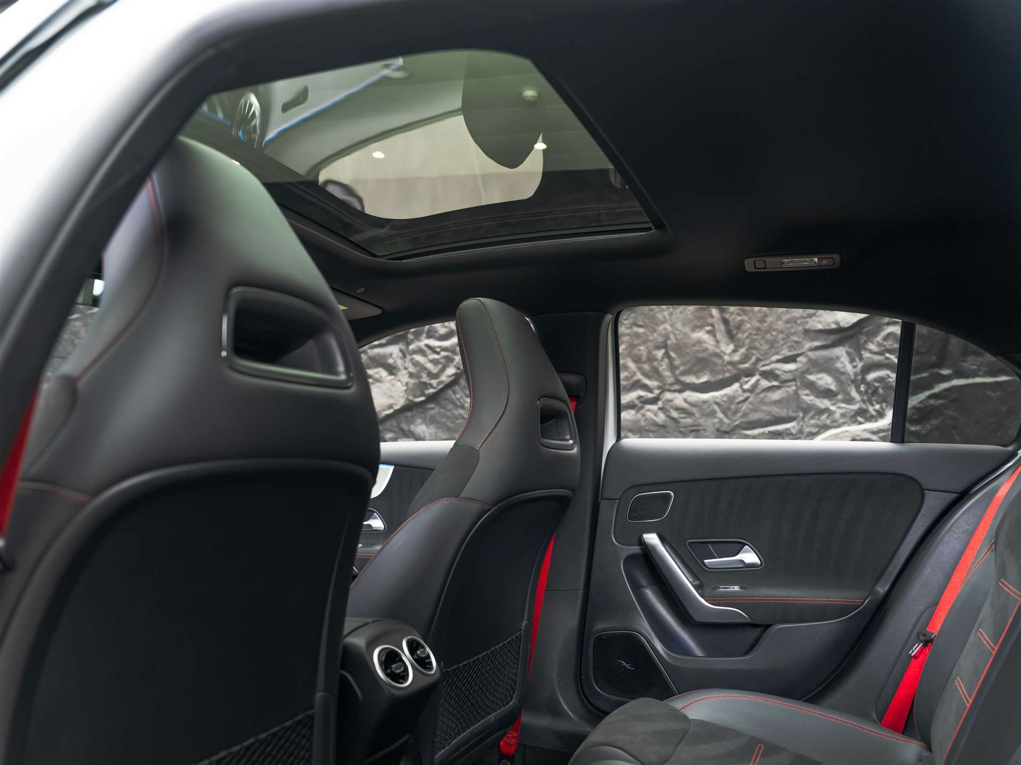 listing desktop thumbnail image 14