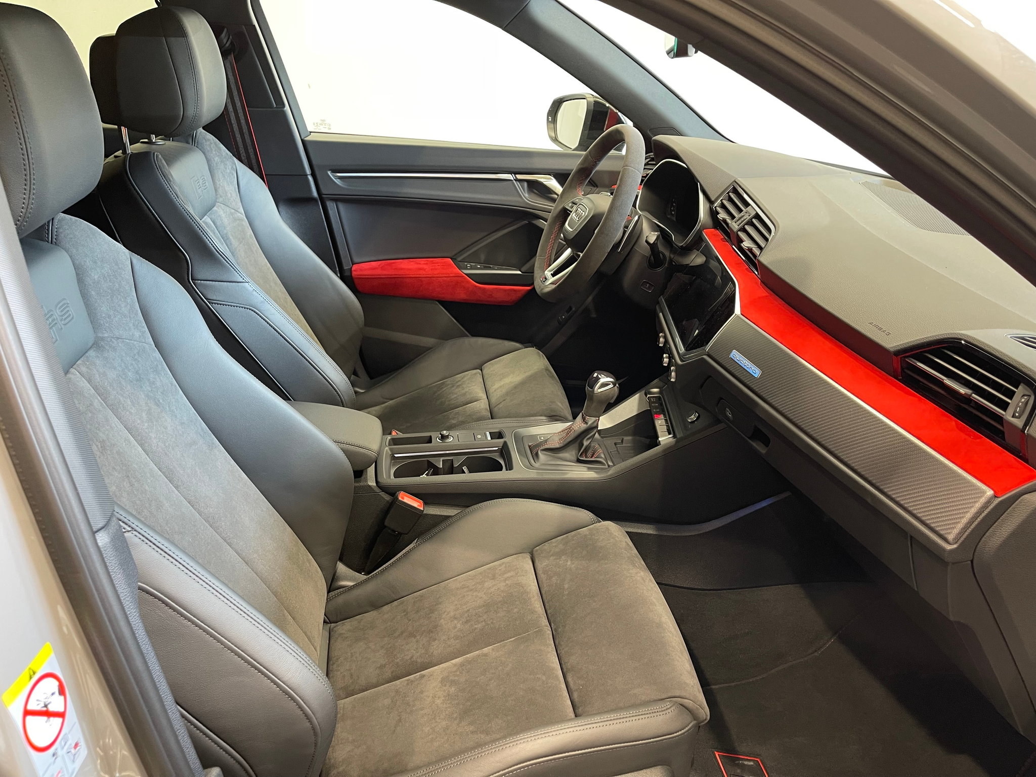 listing desktop thumbnail image 12