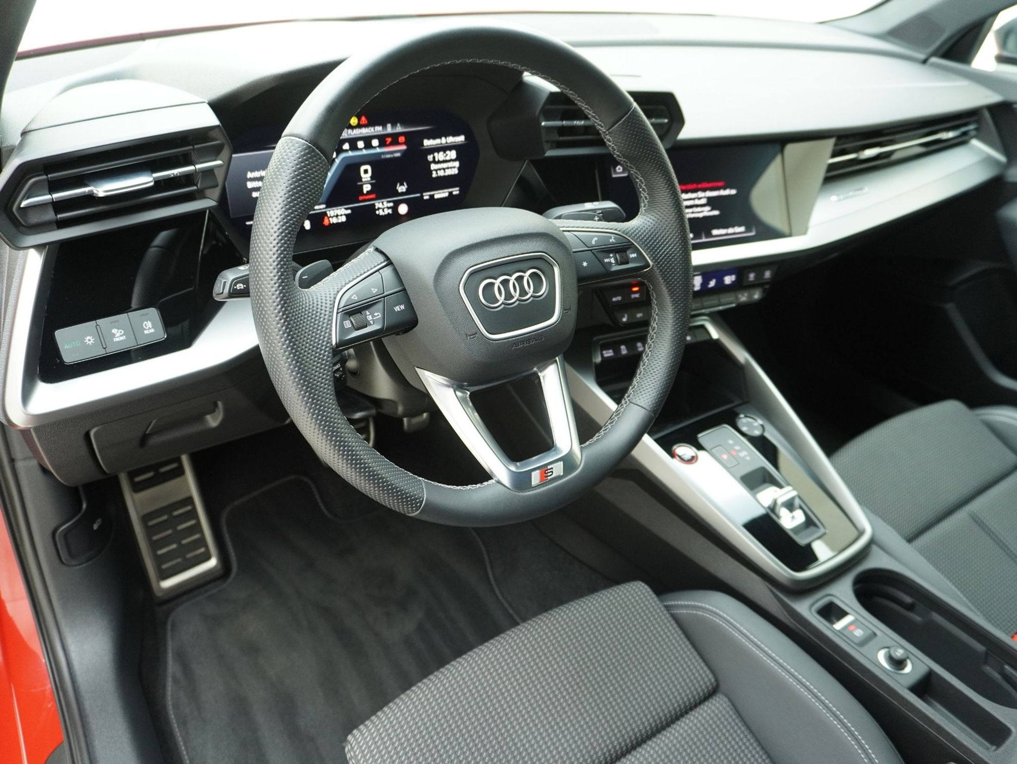 listing desktop thumbnail image 8