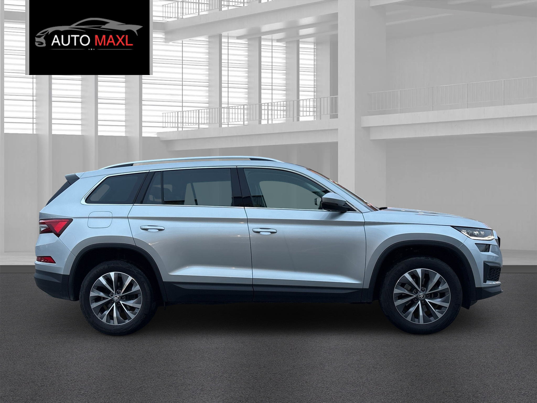 listing desktop thumbnail image 4