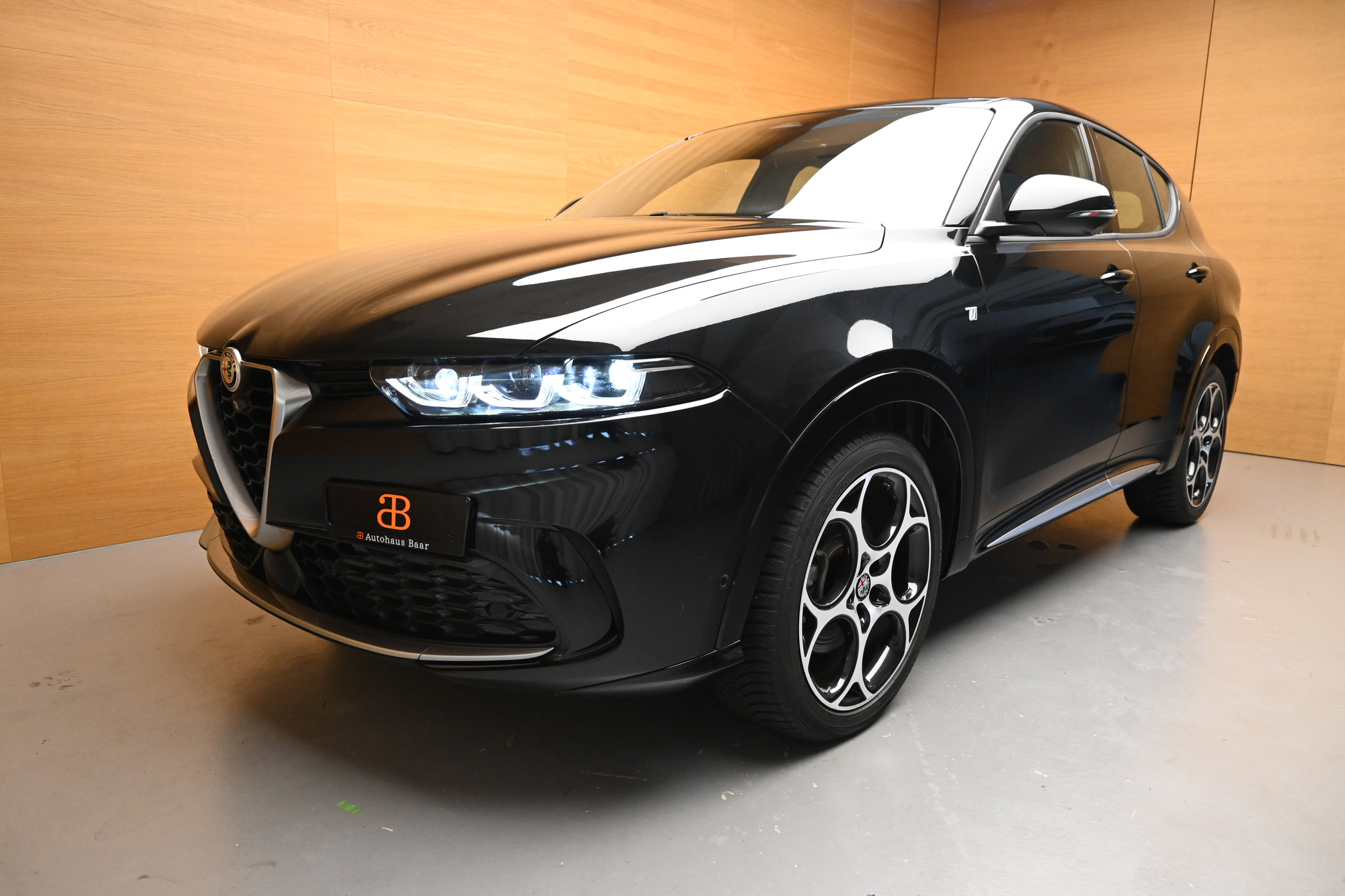 listing desktop thumbnail image 3