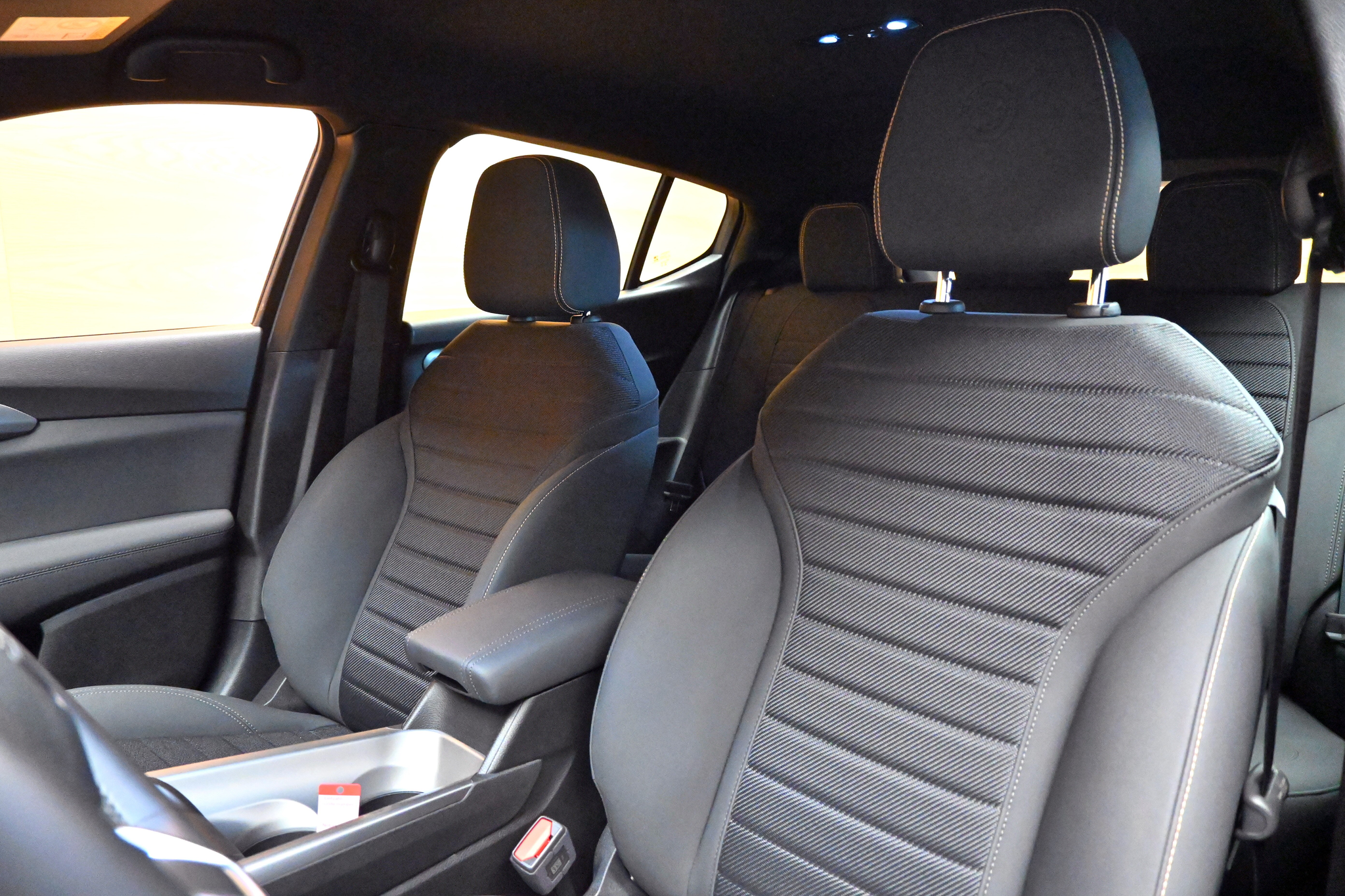 listing desktop thumbnail image 7