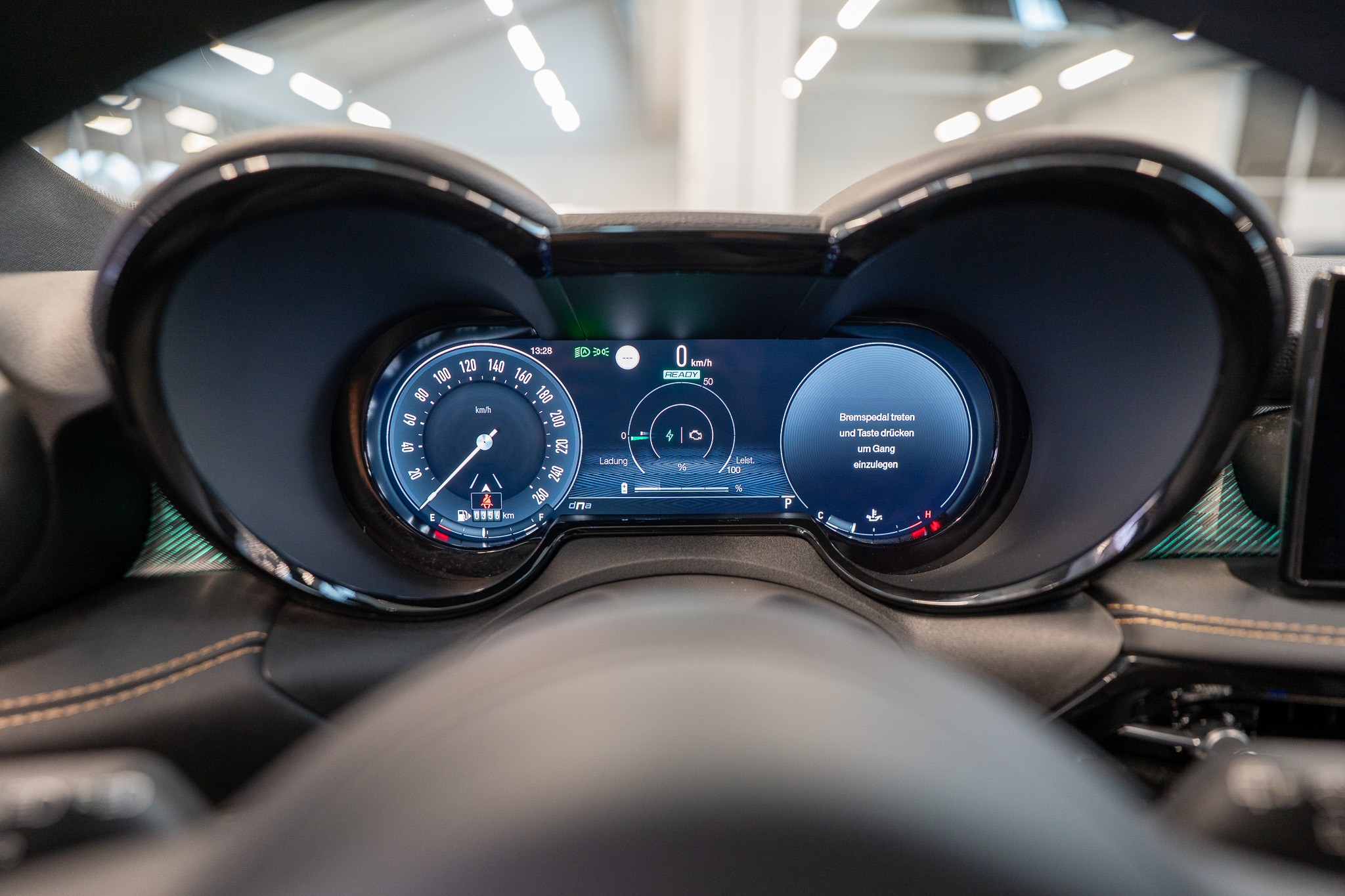 listing desktop thumbnail image 17