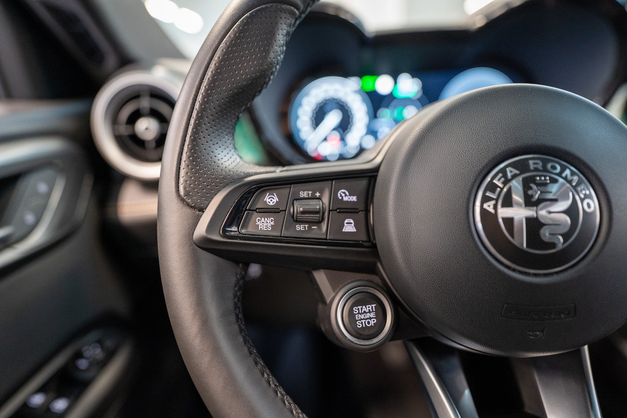 listing desktop thumbnail image 16