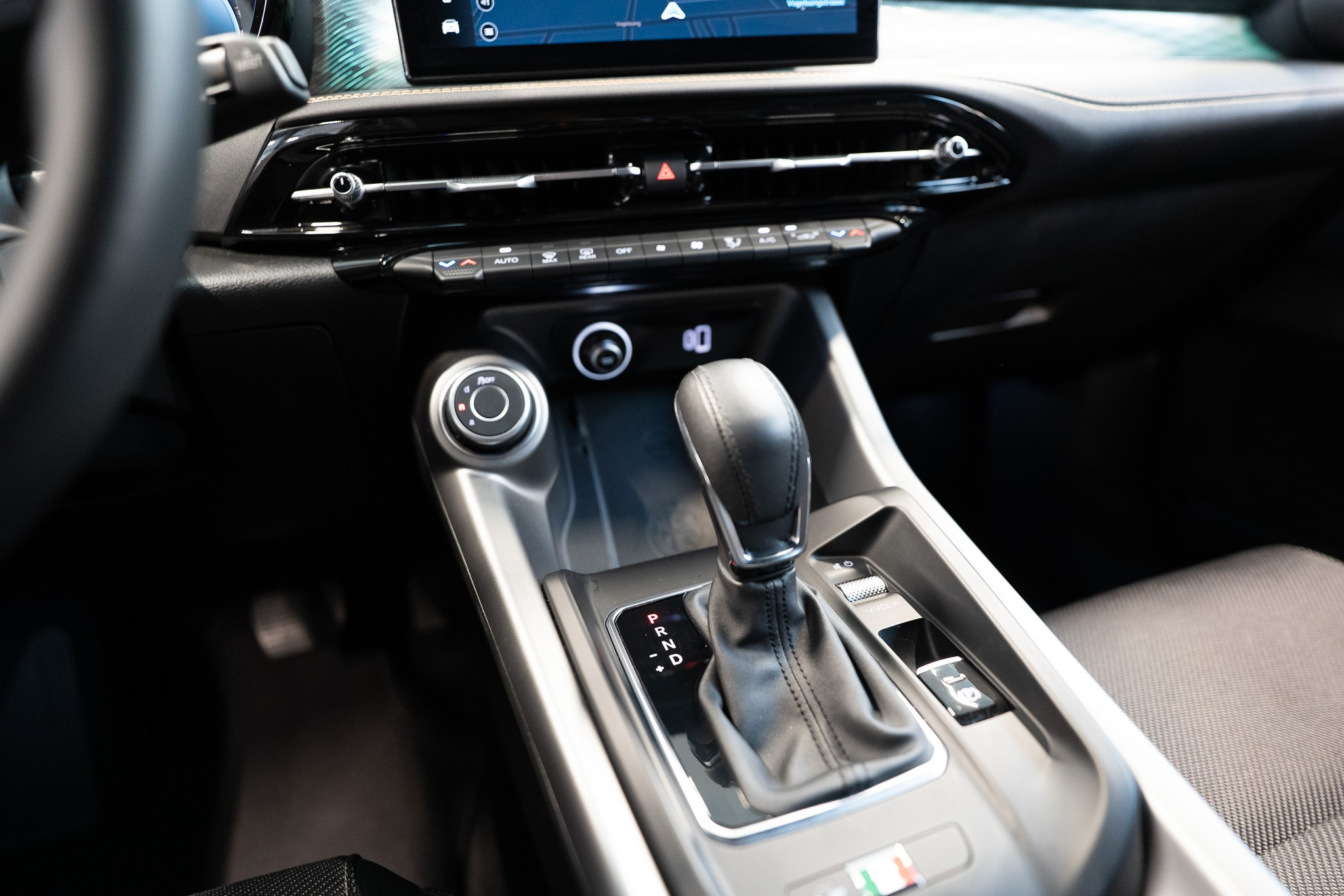 listing desktop thumbnail image 21