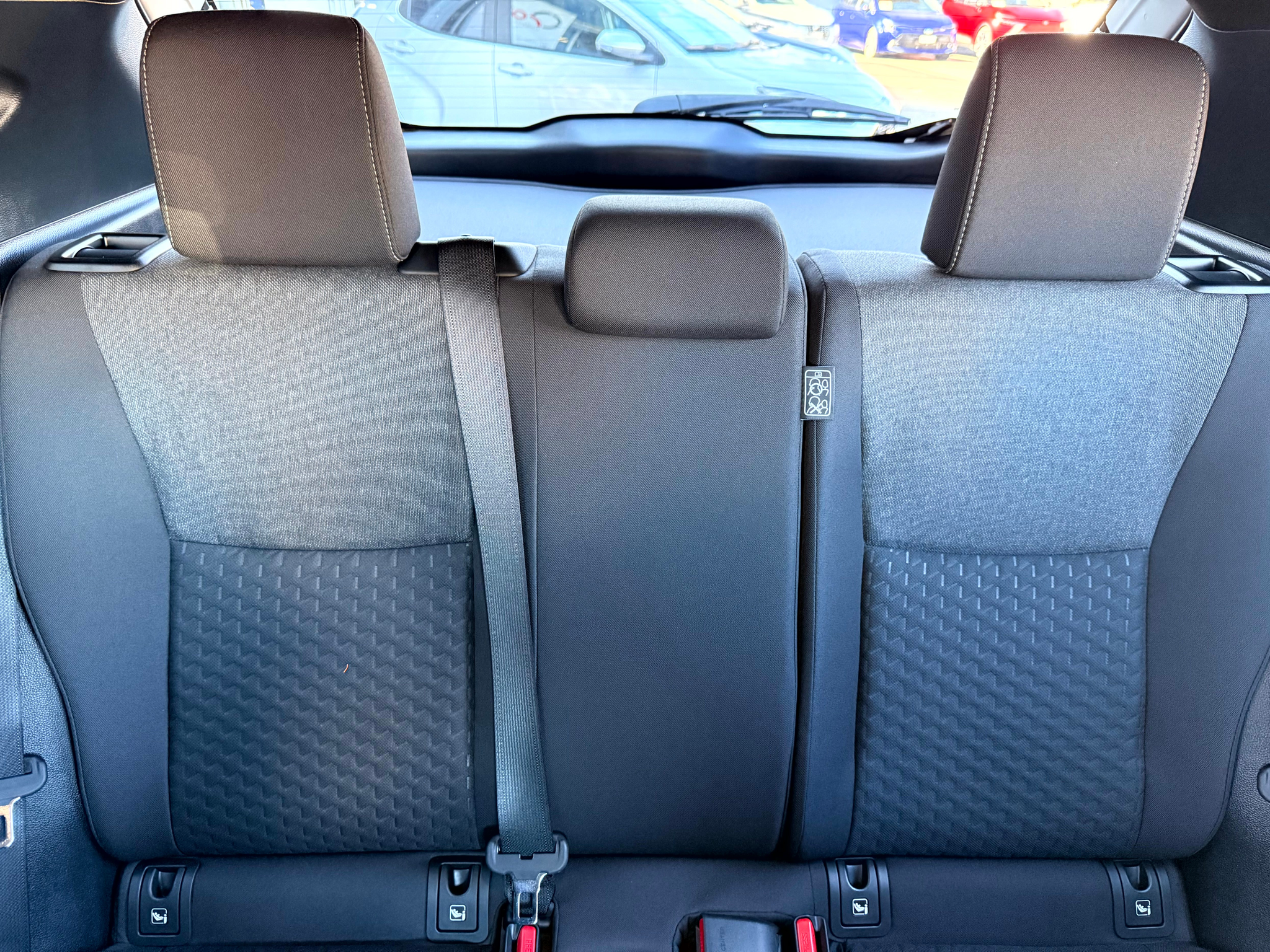 listing desktop thumbnail image 9