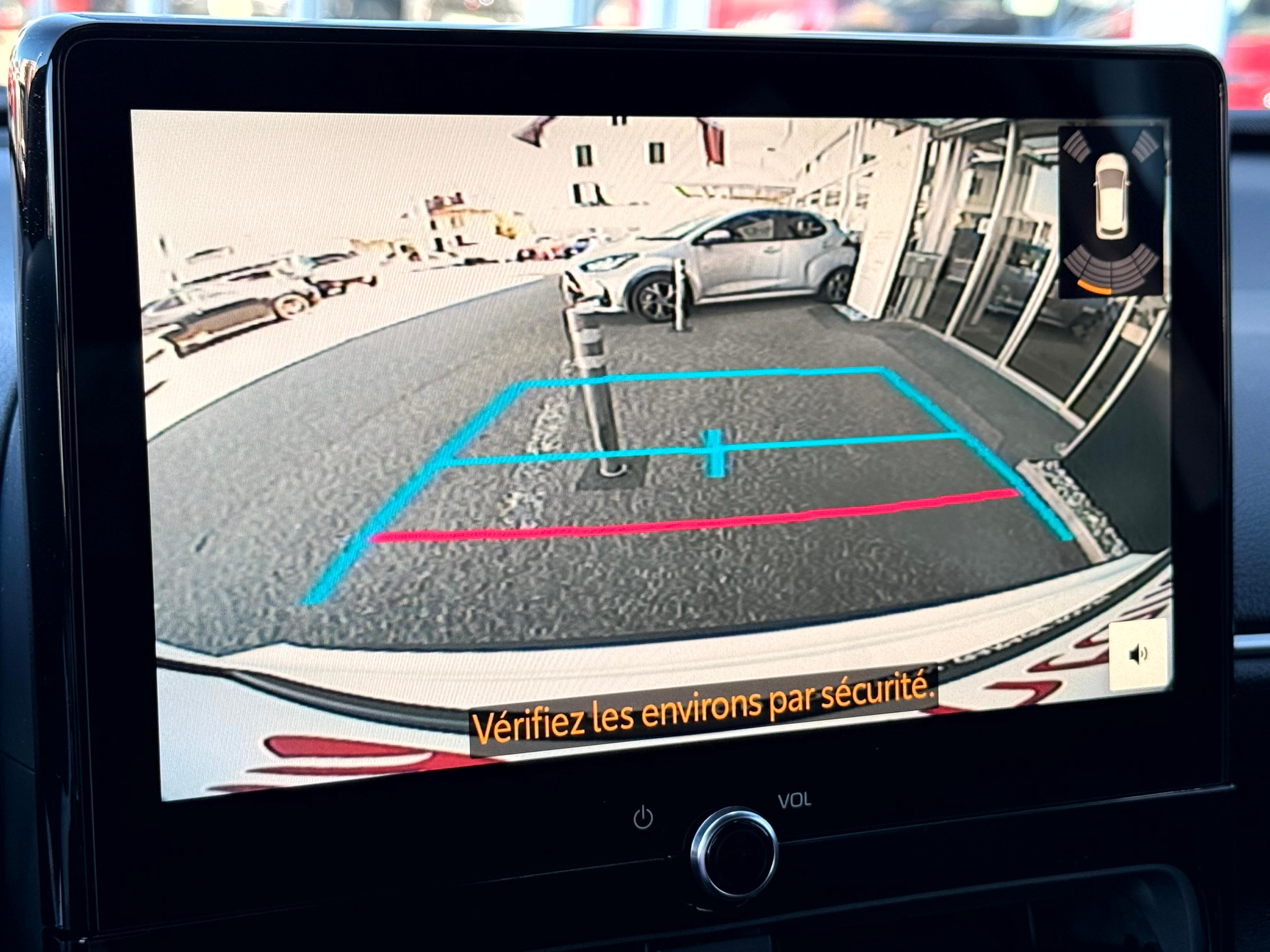 listing desktop thumbnail image 19