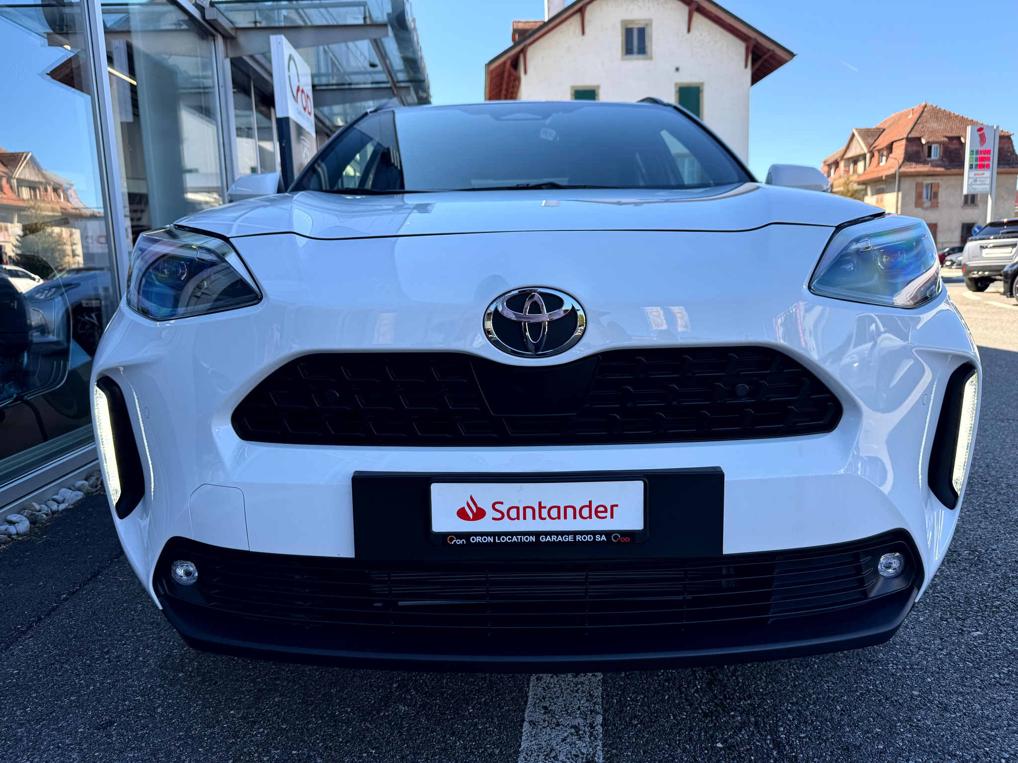 listing desktop thumbnail image 1