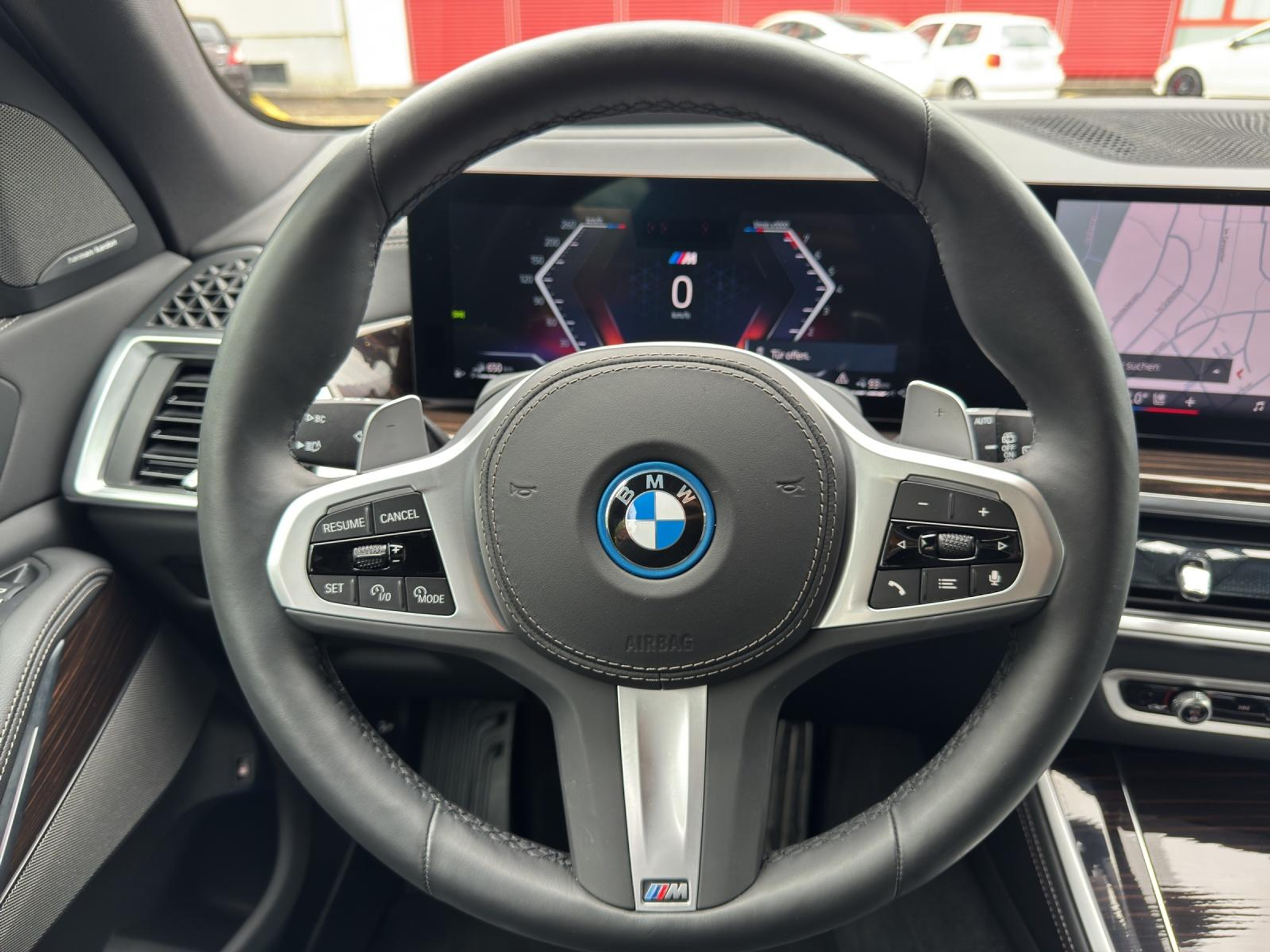 listing desktop thumbnail image 10