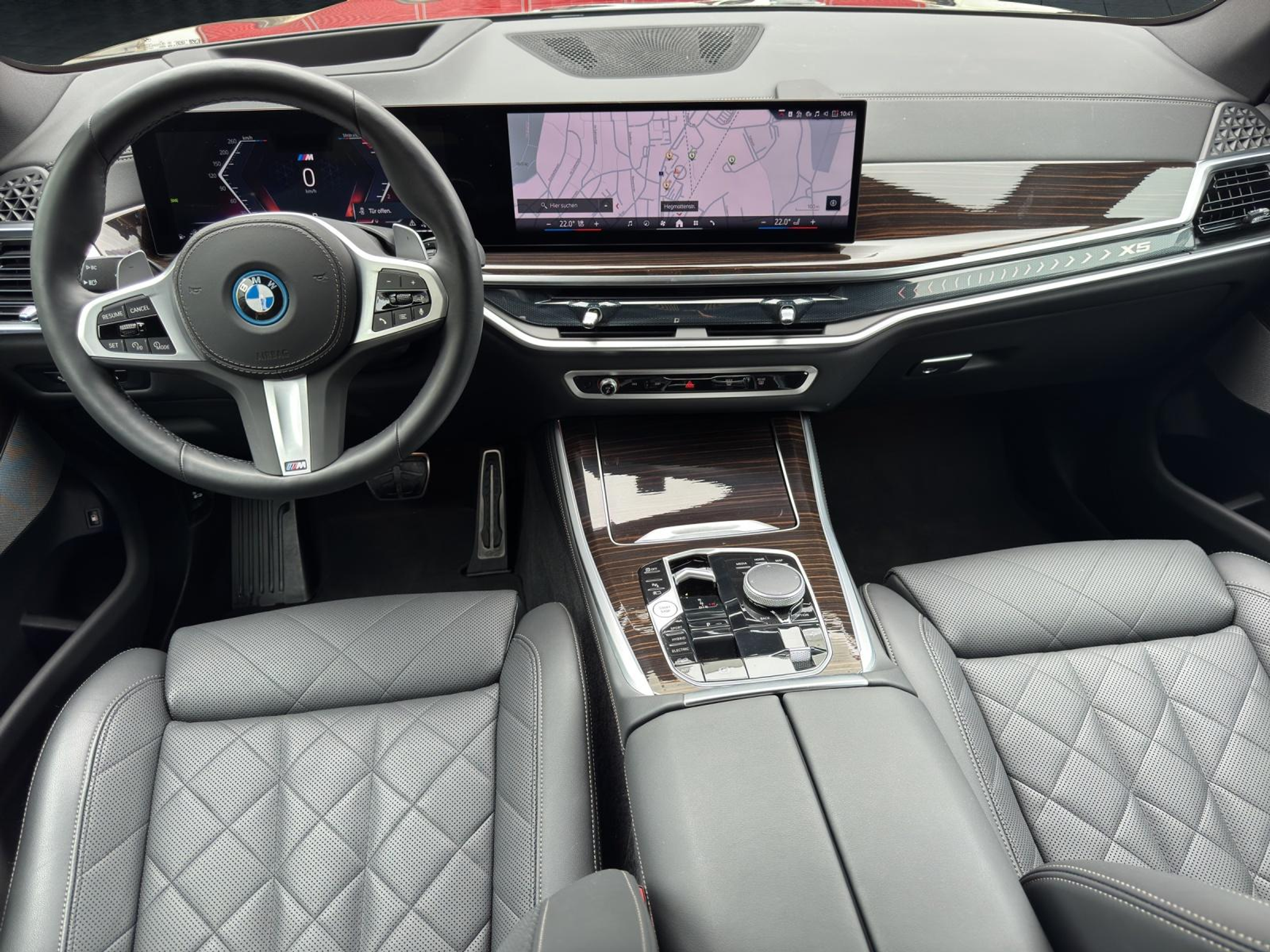 listing desktop thumbnail image 9