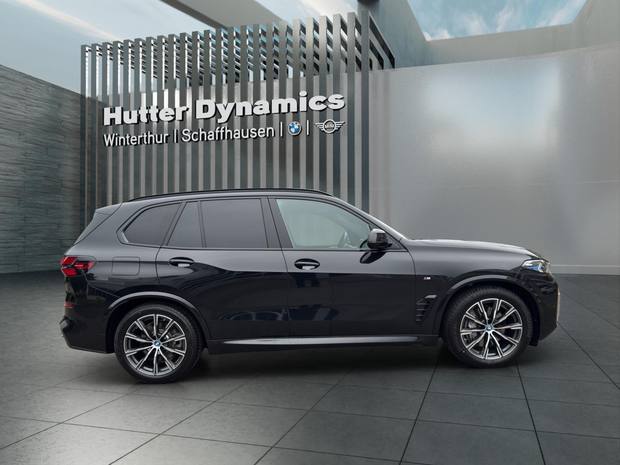 listing desktop thumbnail image 3