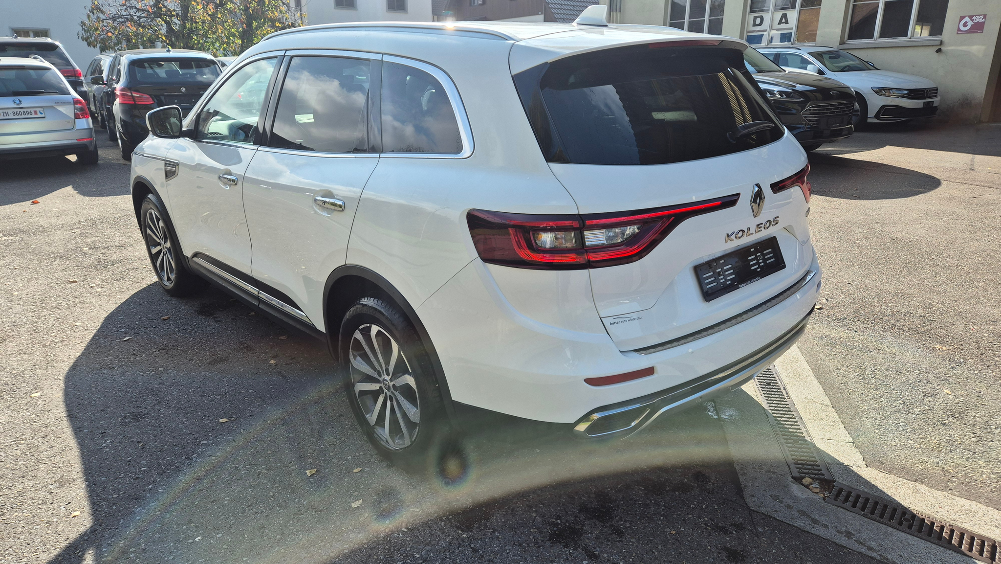 listing desktop thumbnail image 2