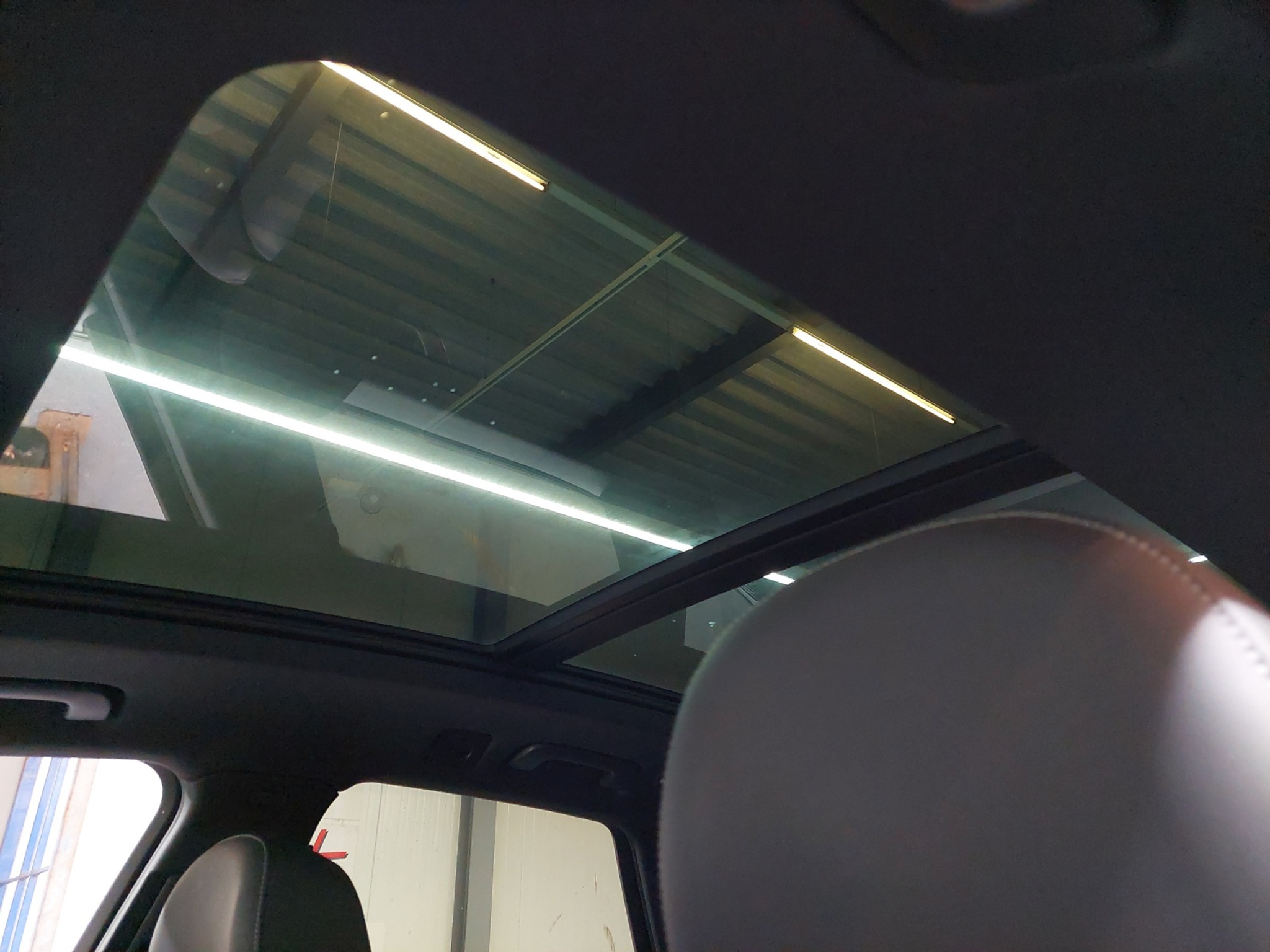 listing desktop thumbnail image 11