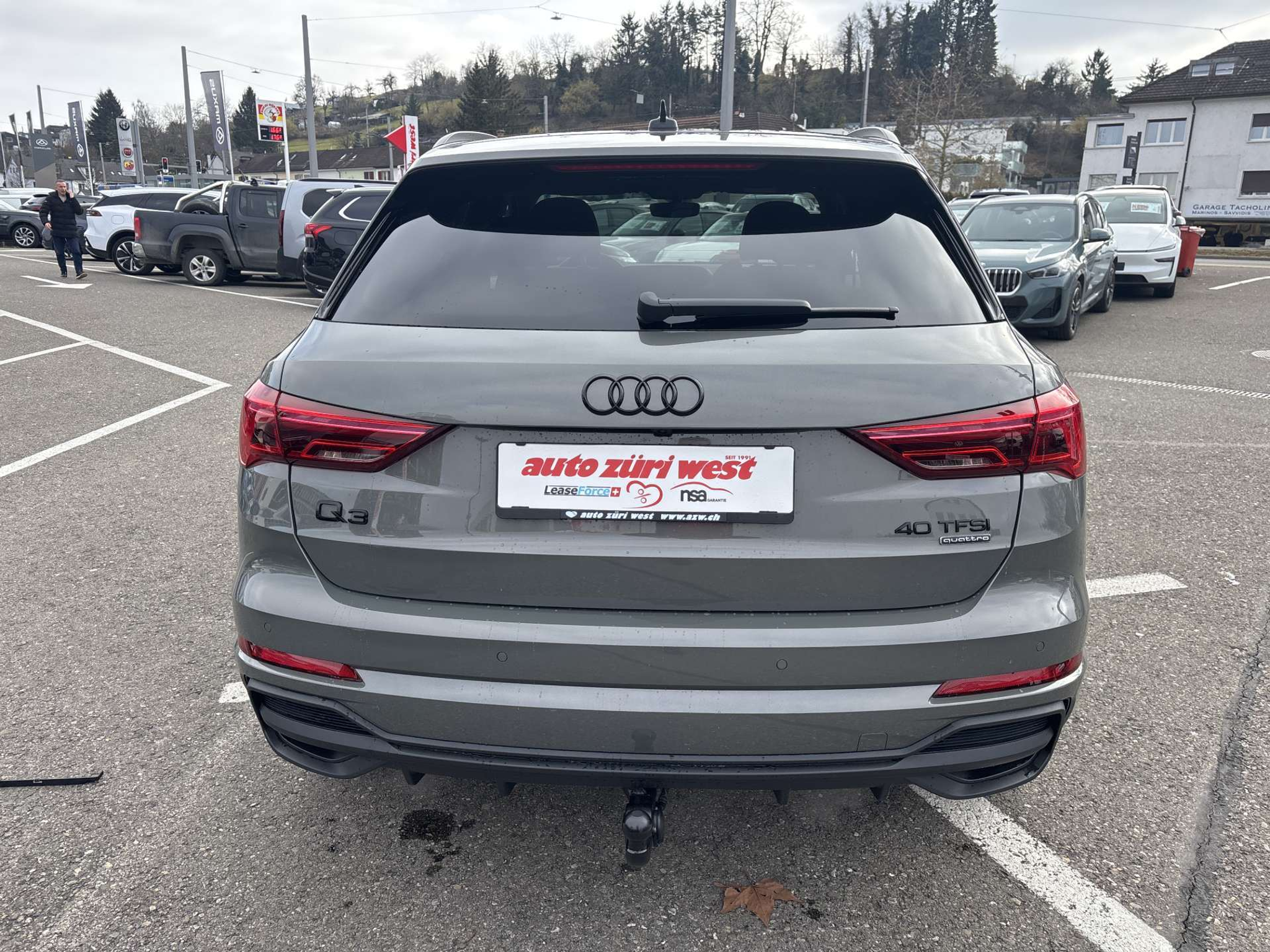 listing desktop thumbnail image 11