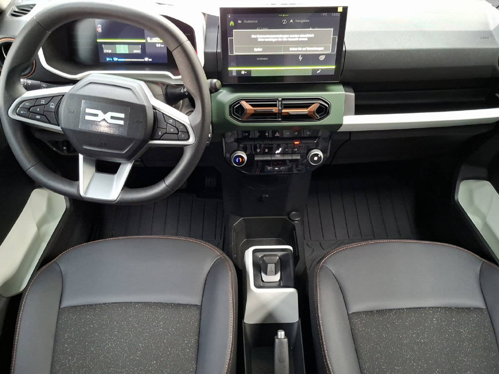 listing desktop thumbnail image 4