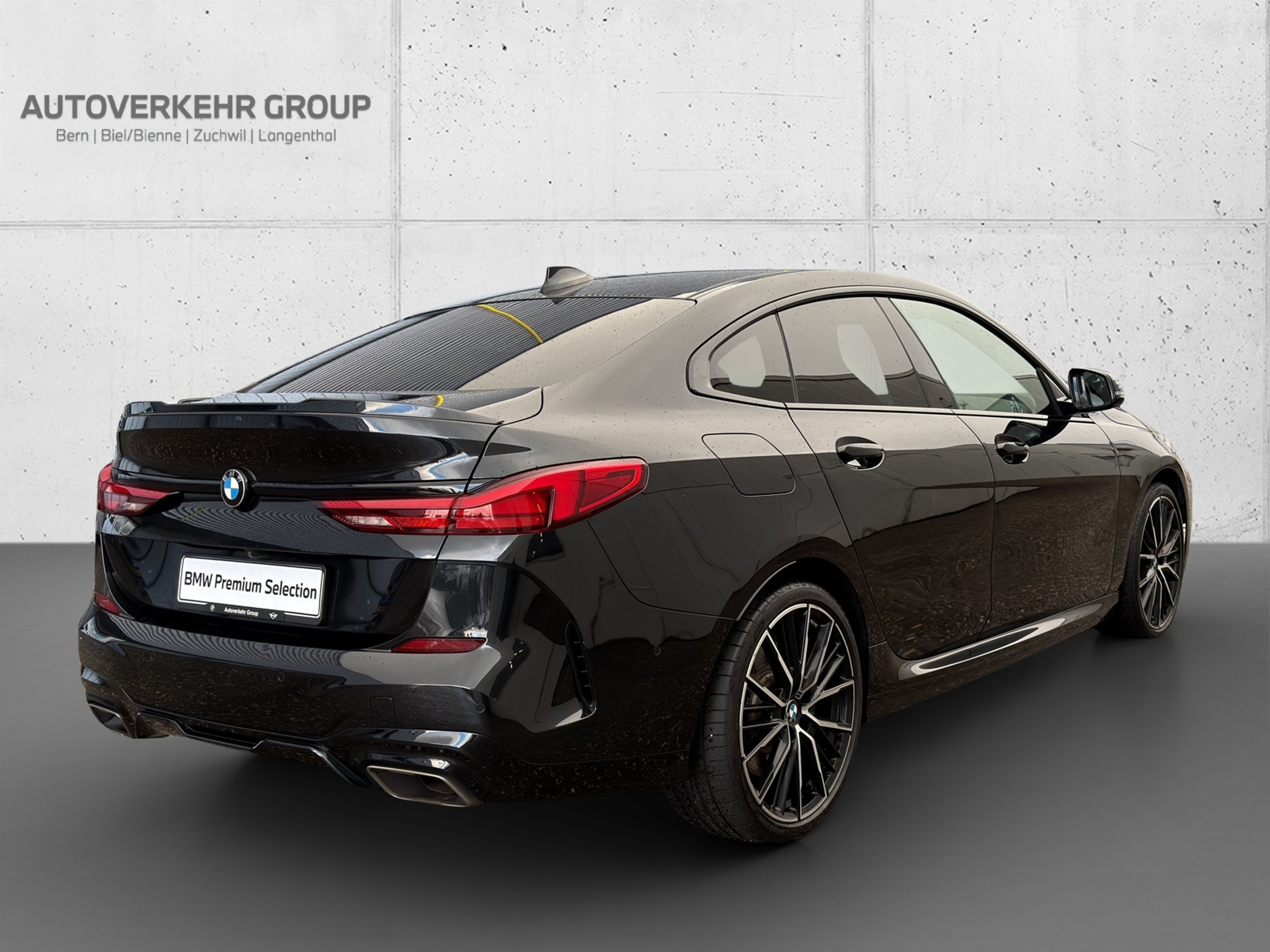 listing desktop thumbnail image 4