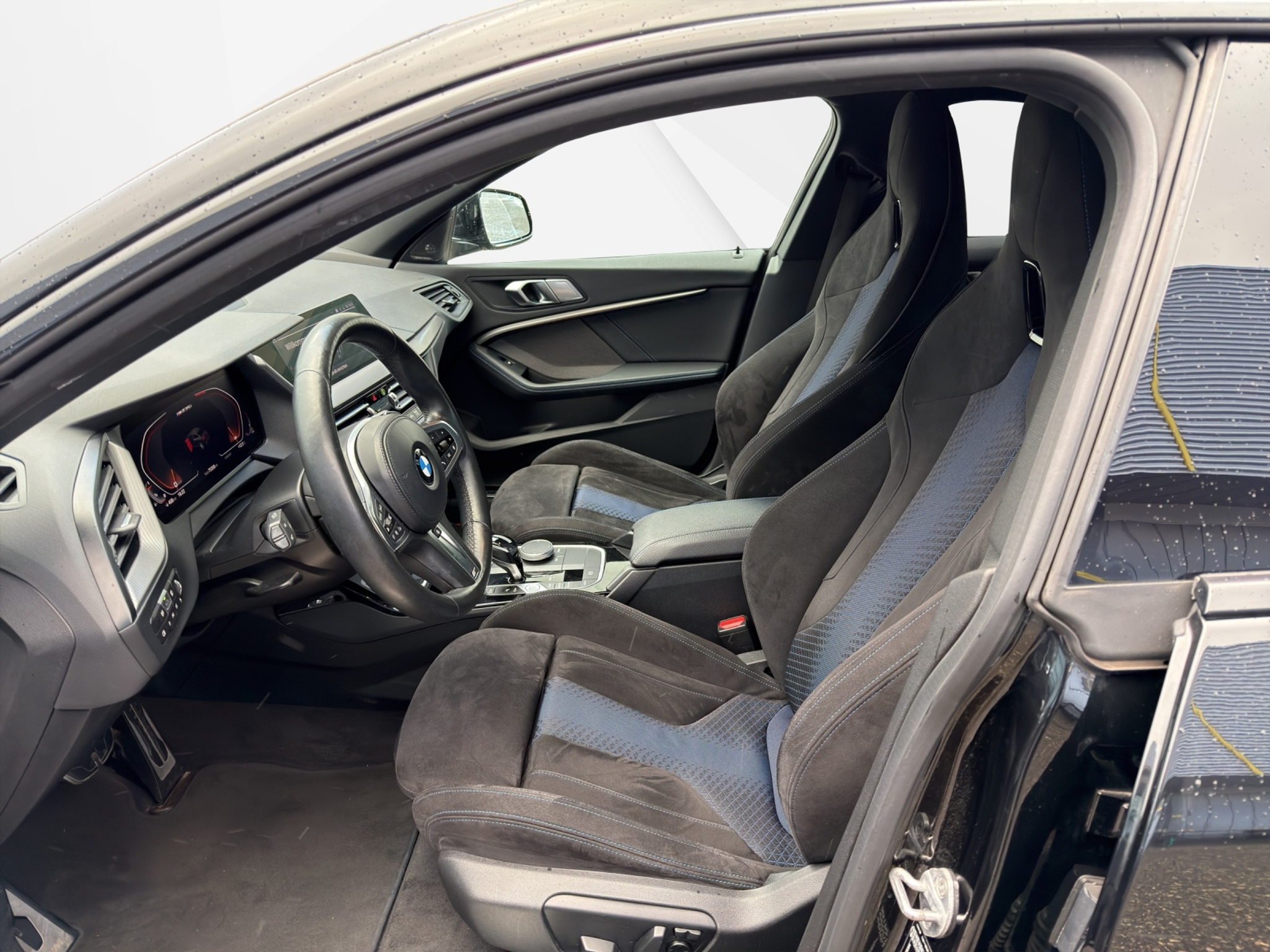 listing desktop thumbnail image 11