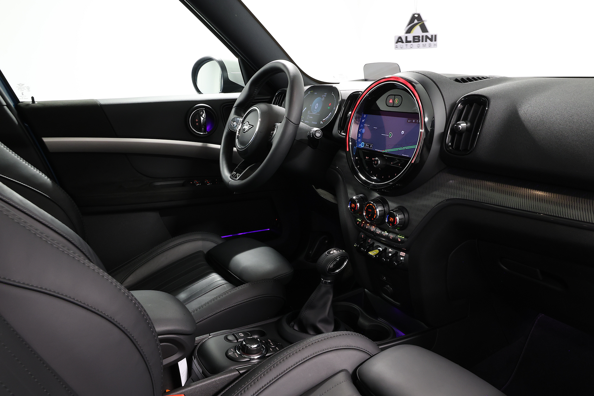 listing desktop thumbnail image 13