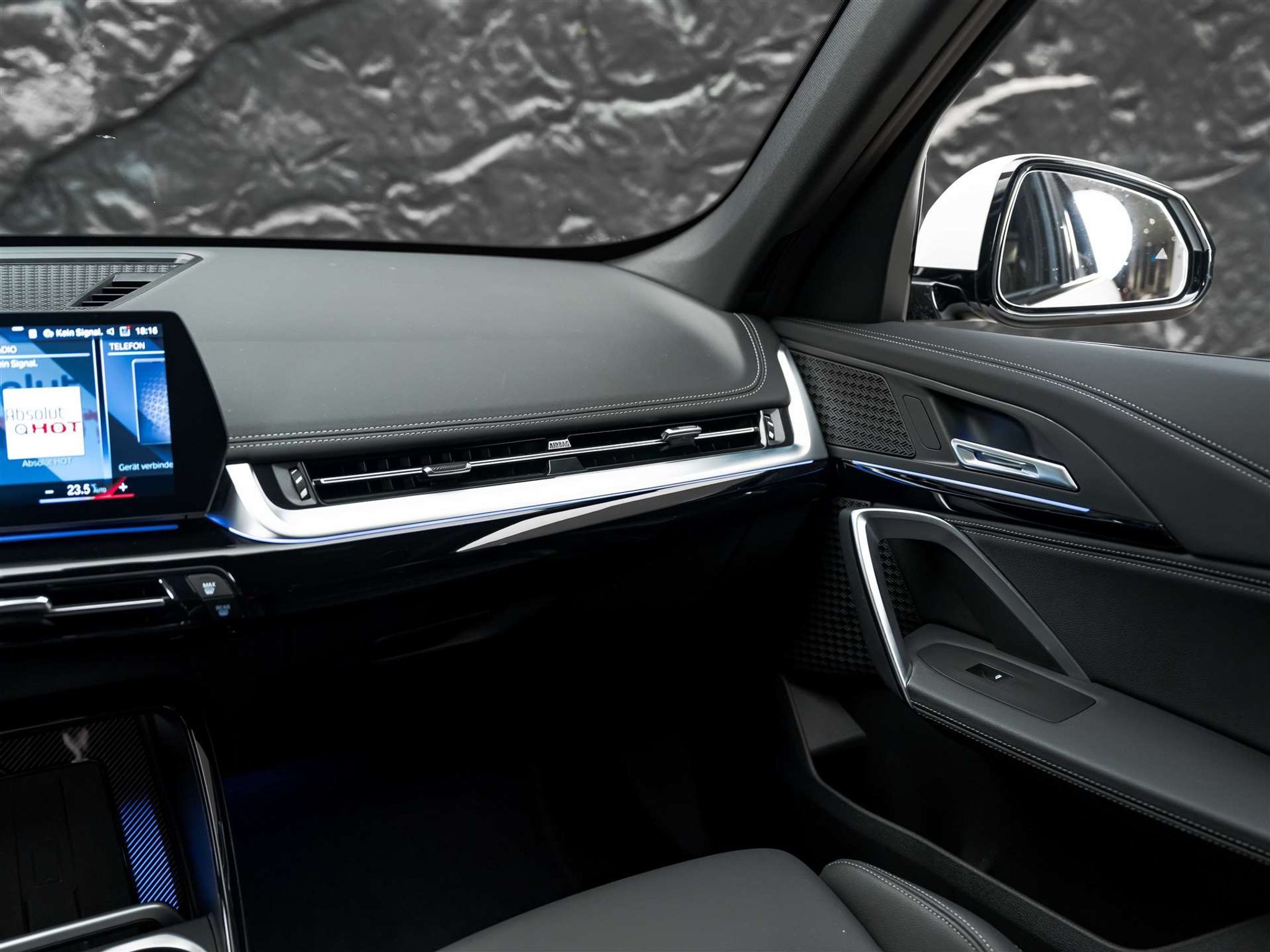 listing desktop thumbnail image 32