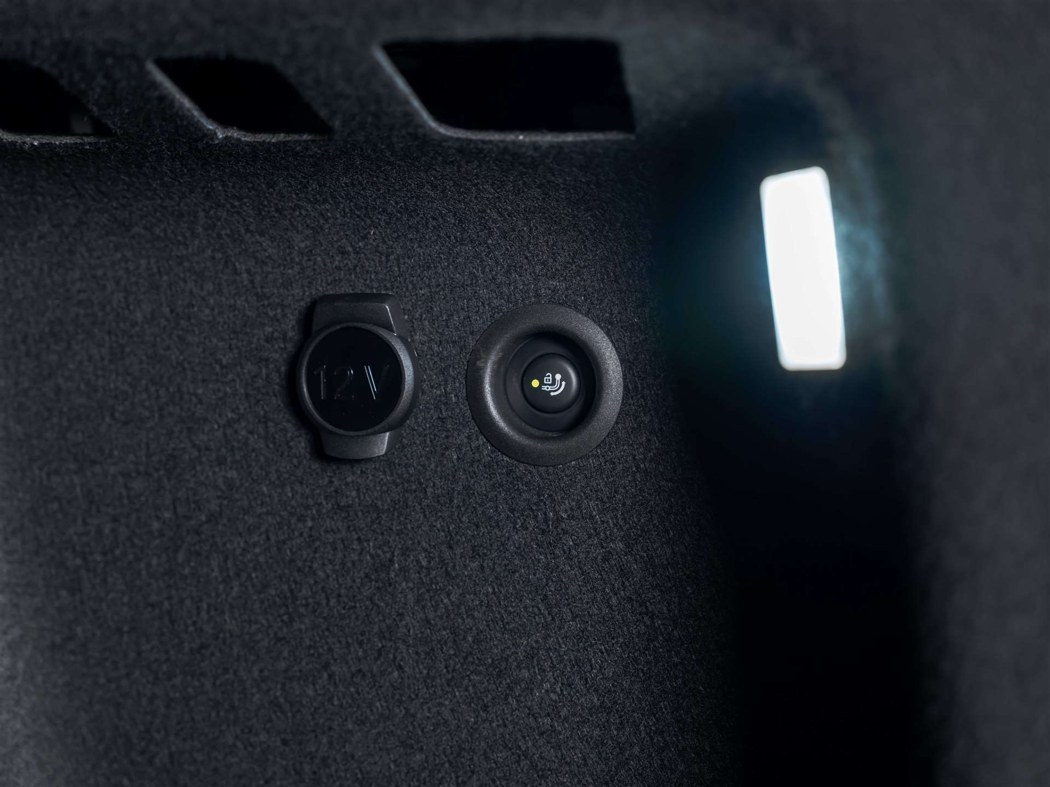 listing desktop thumbnail image 46