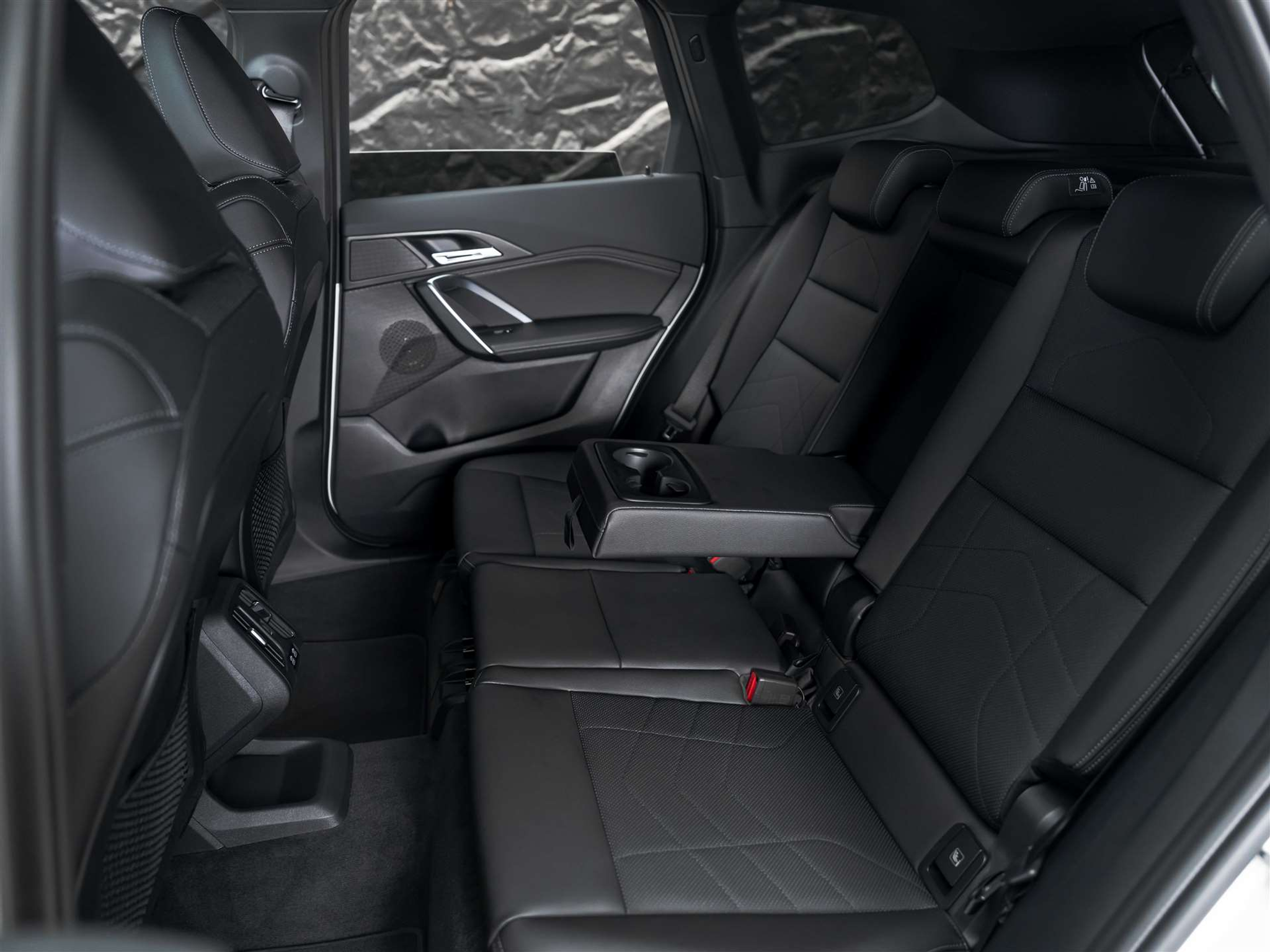 listing desktop thumbnail image 14