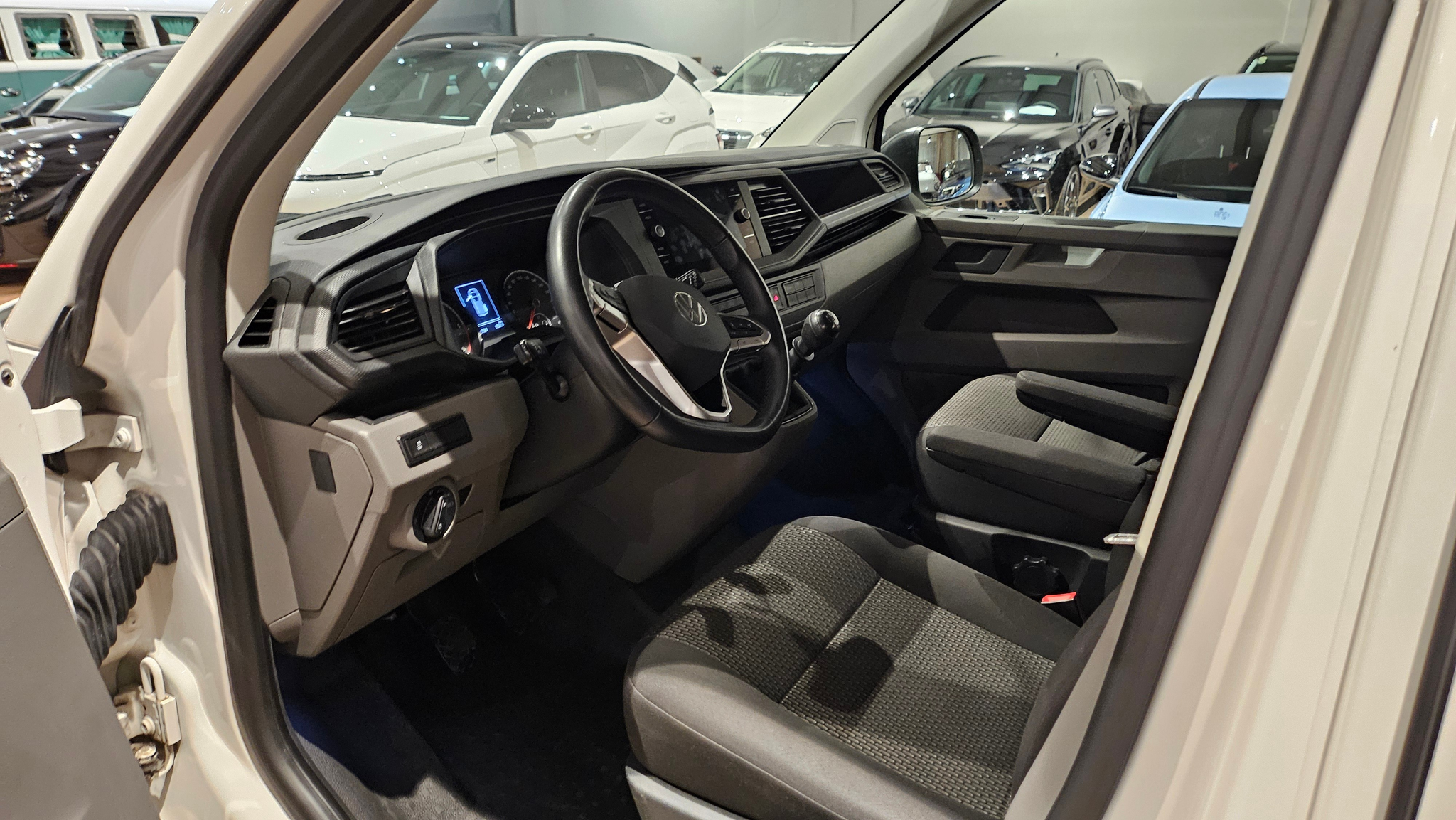 listing desktop thumbnail image 21