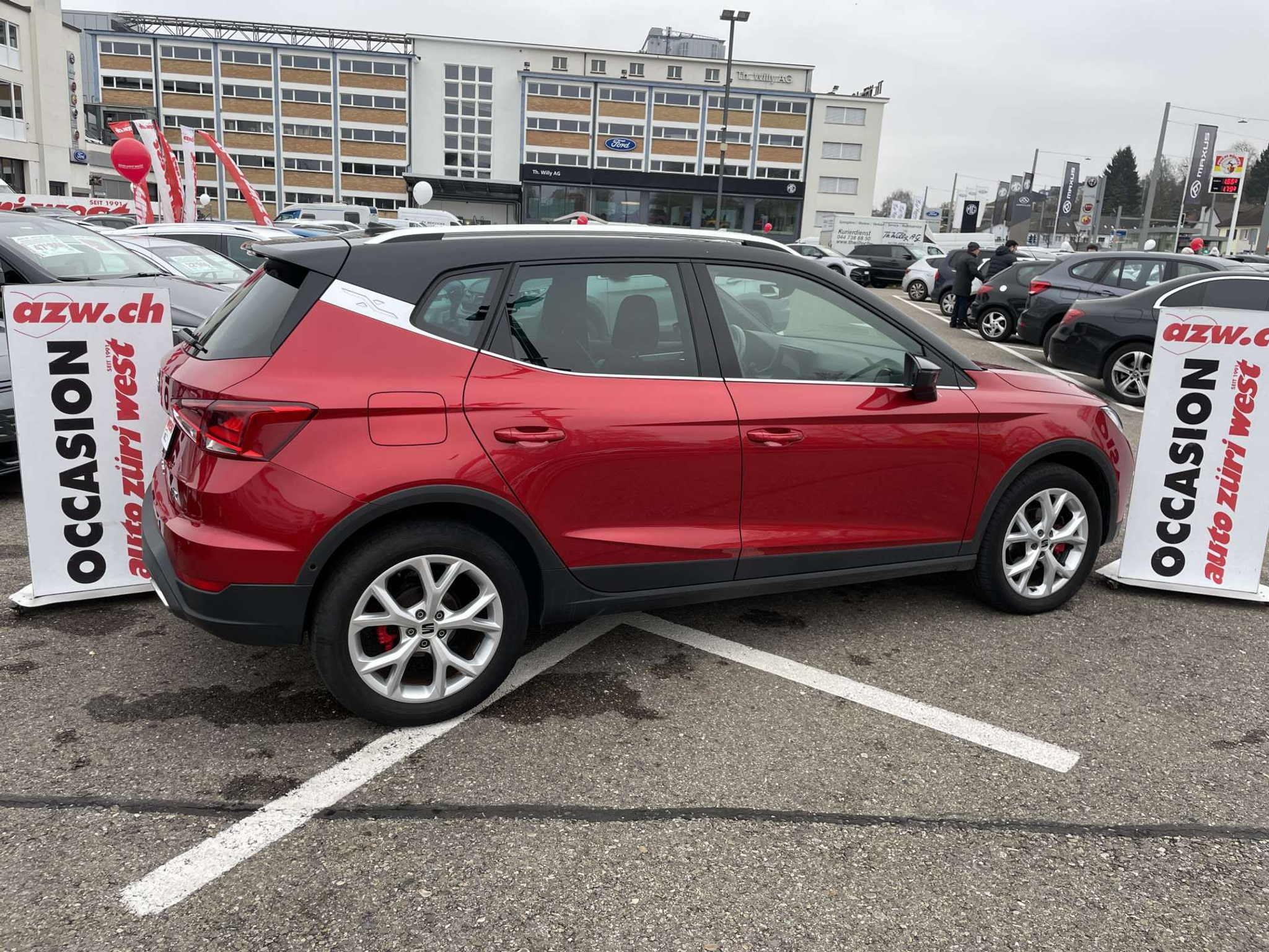 listing desktop thumbnail image 2