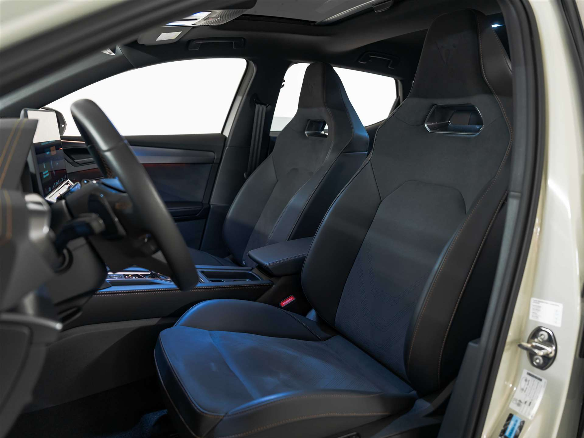 listing desktop thumbnail image 9