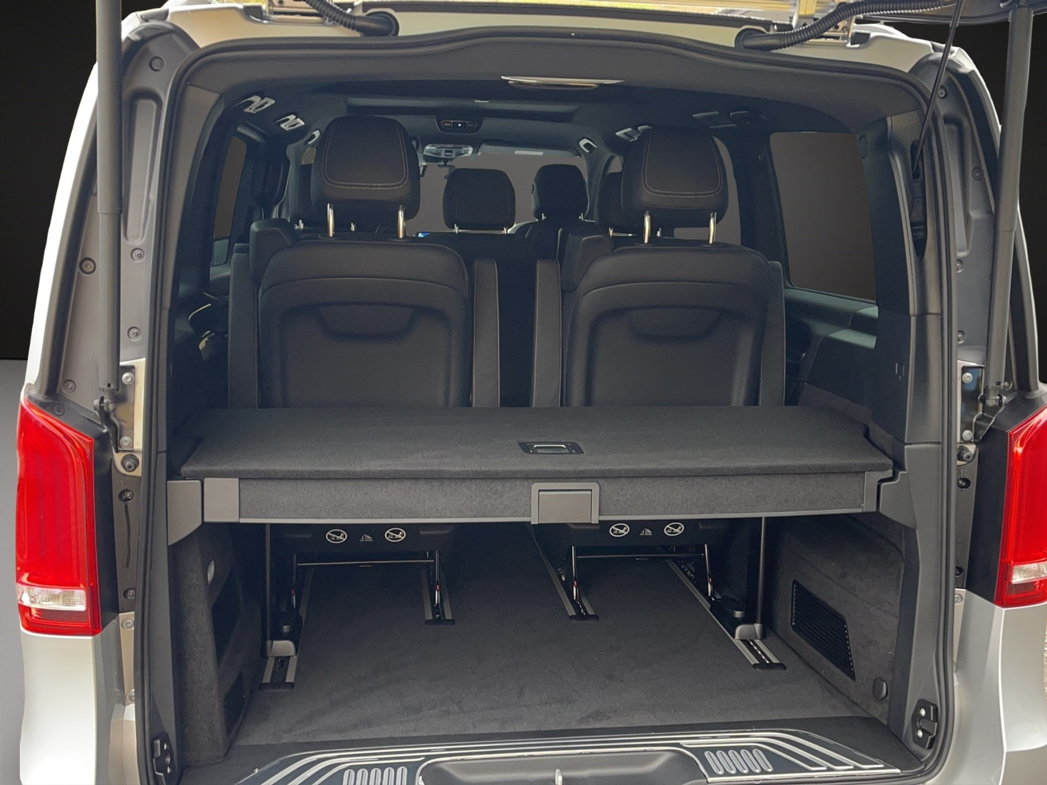 listing desktop thumbnail image 12