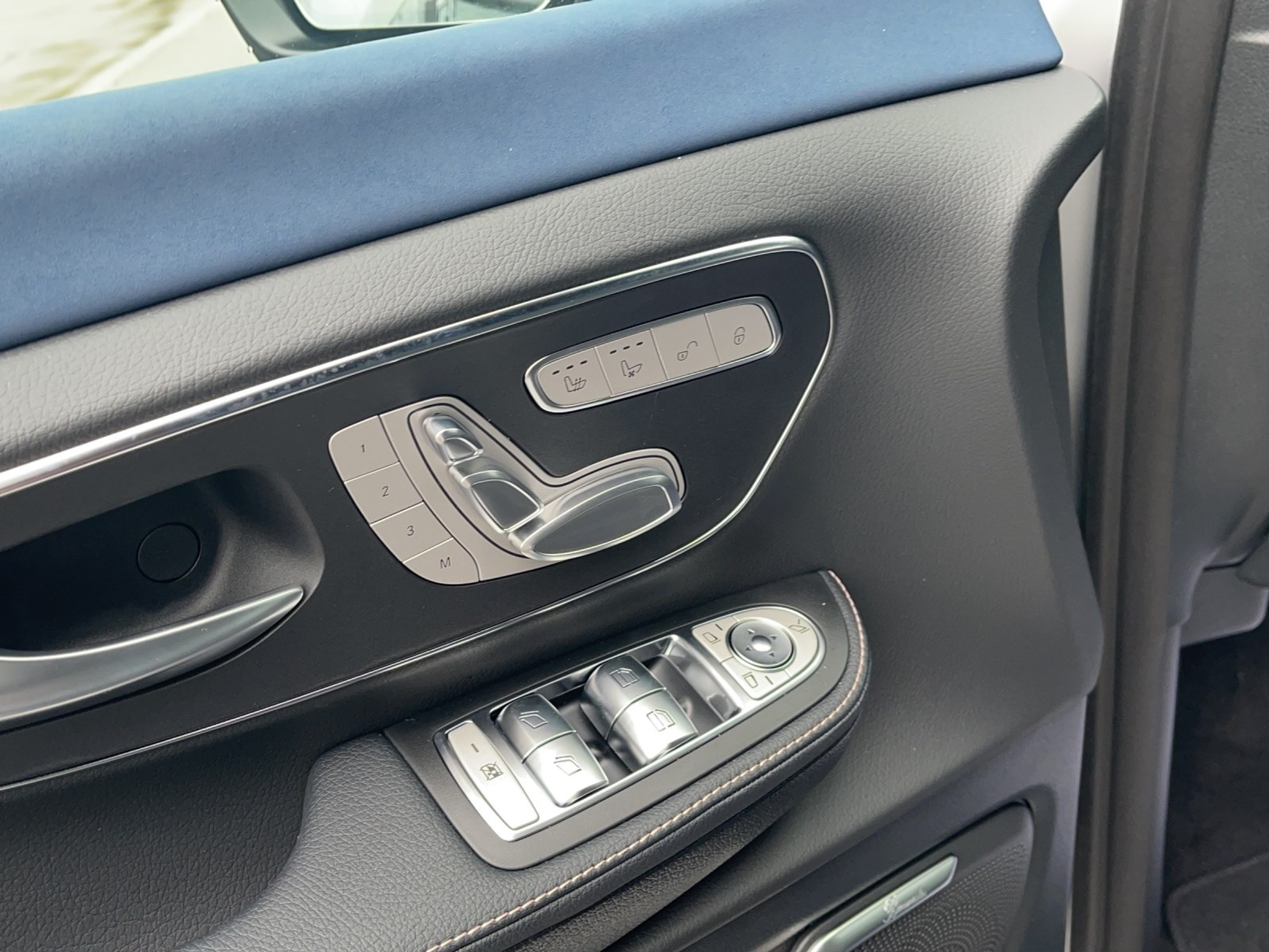 listing desktop thumbnail image 13