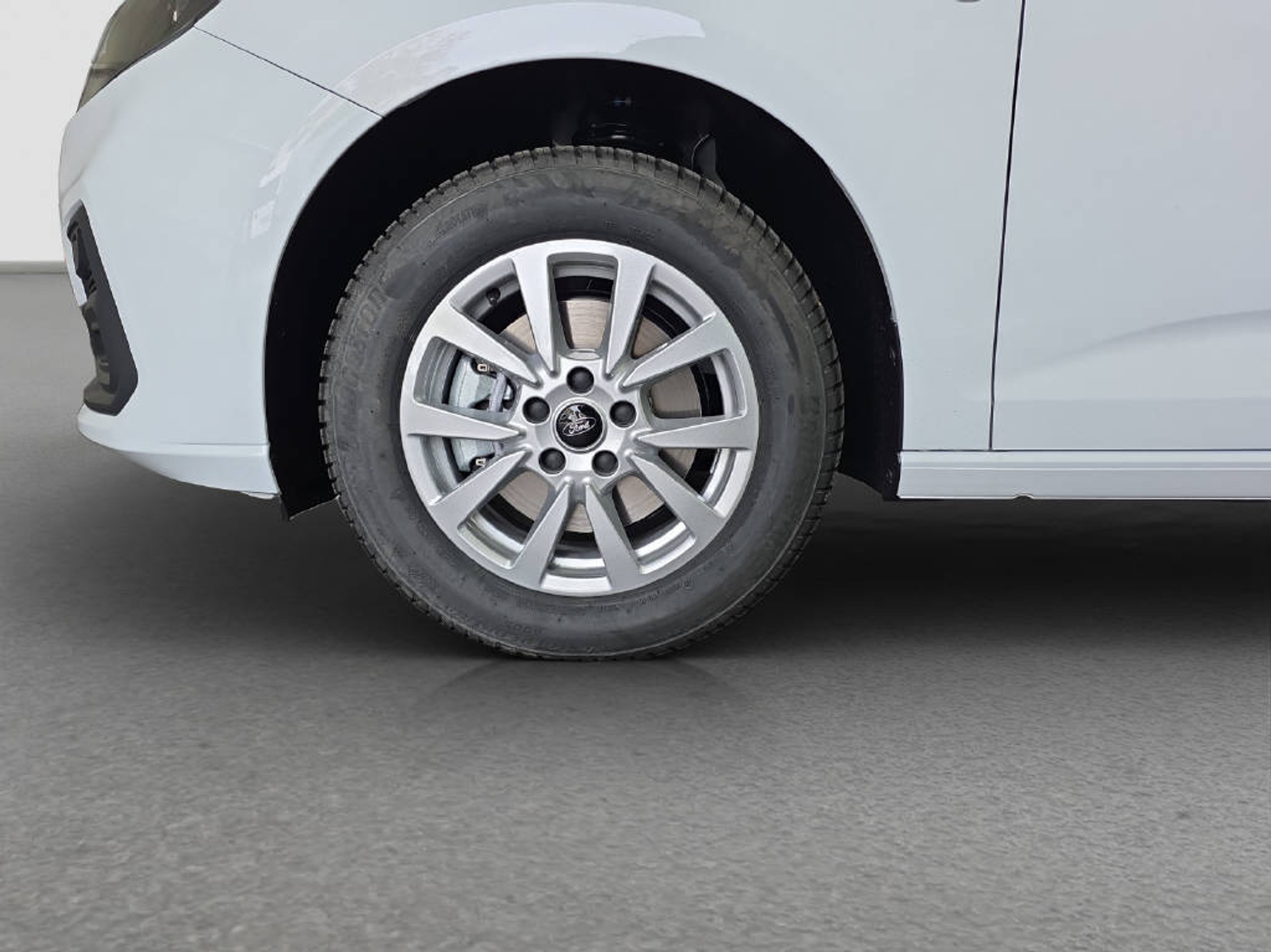 listing desktop thumbnail image 15