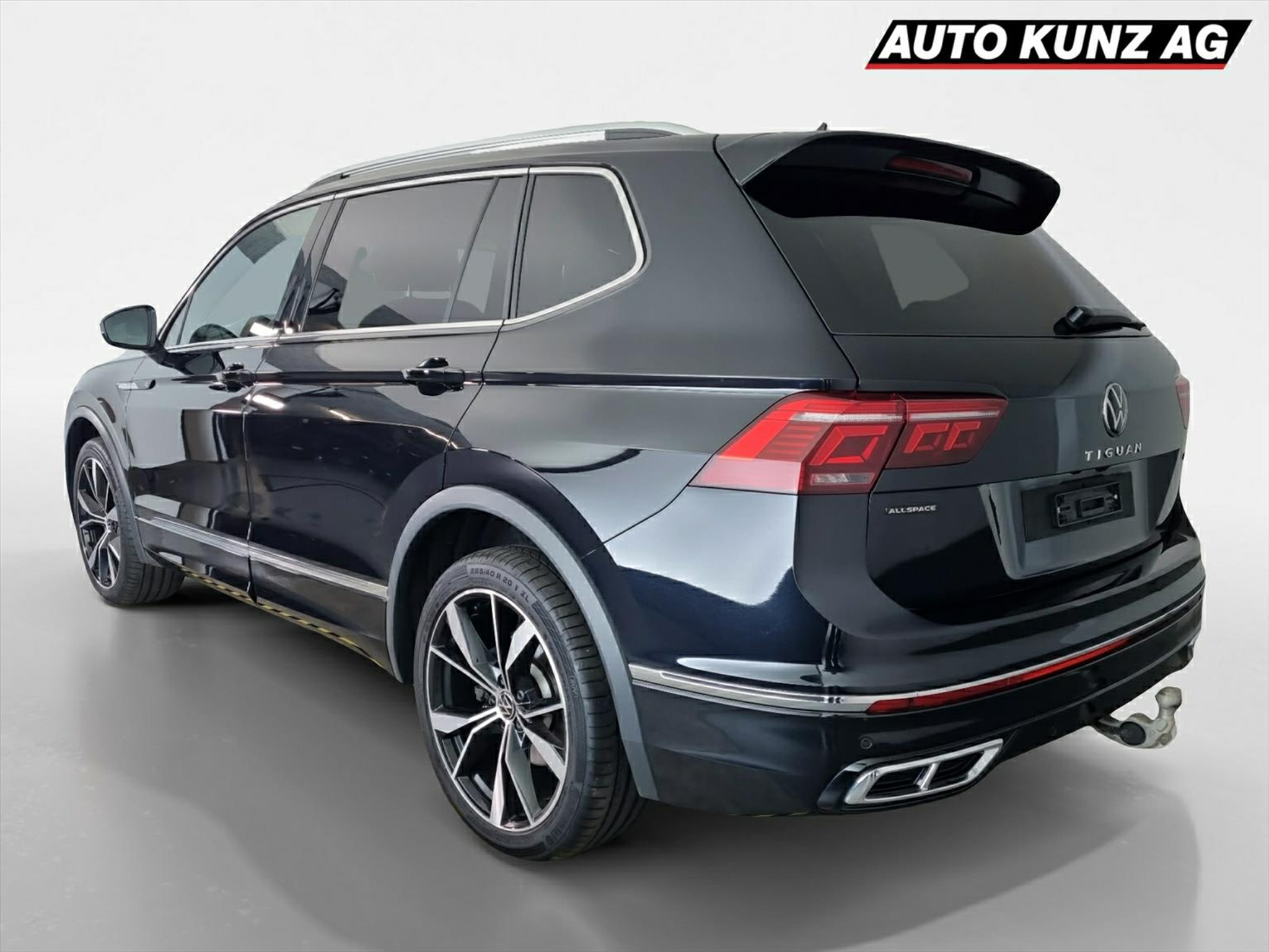 listing desktop thumbnail image 1