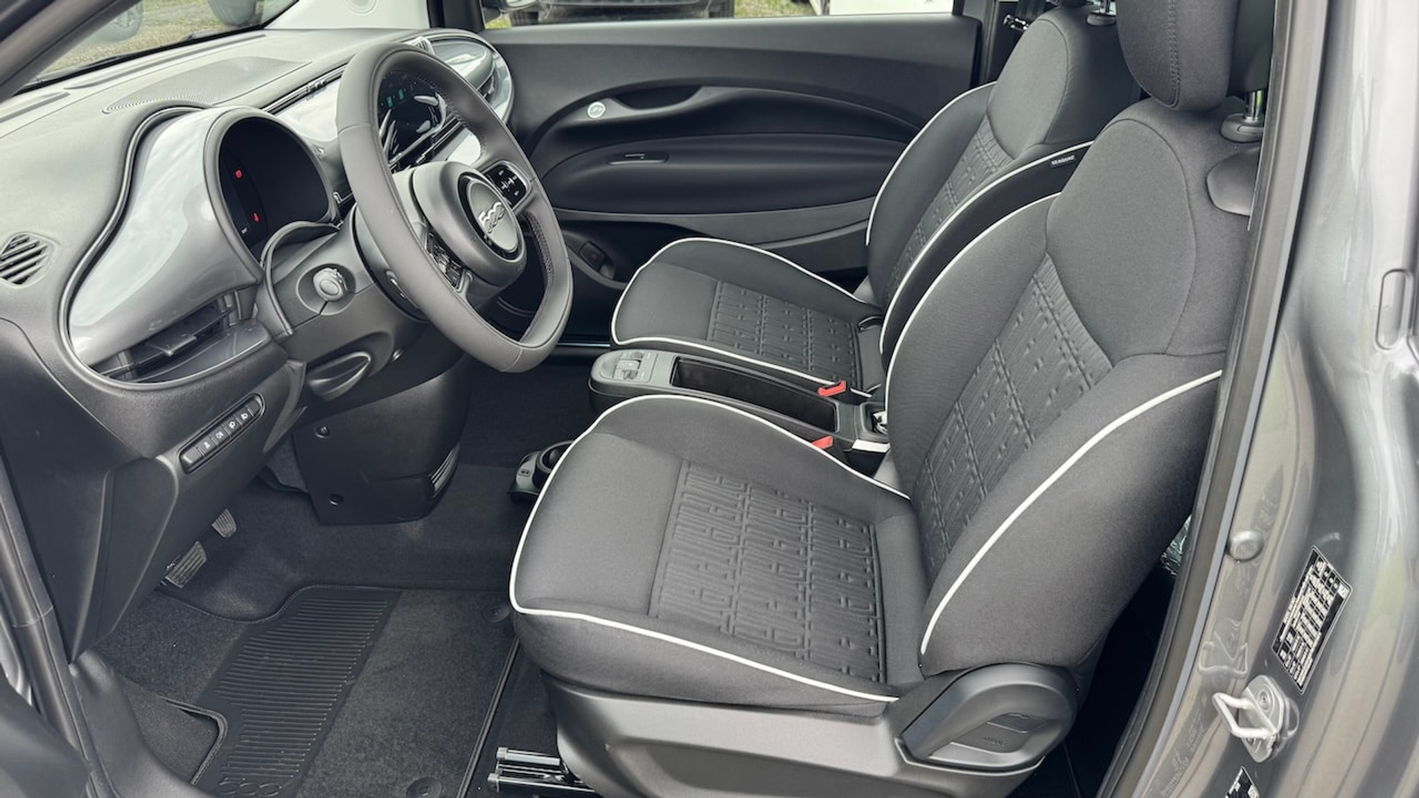 listing desktop thumbnail image 15