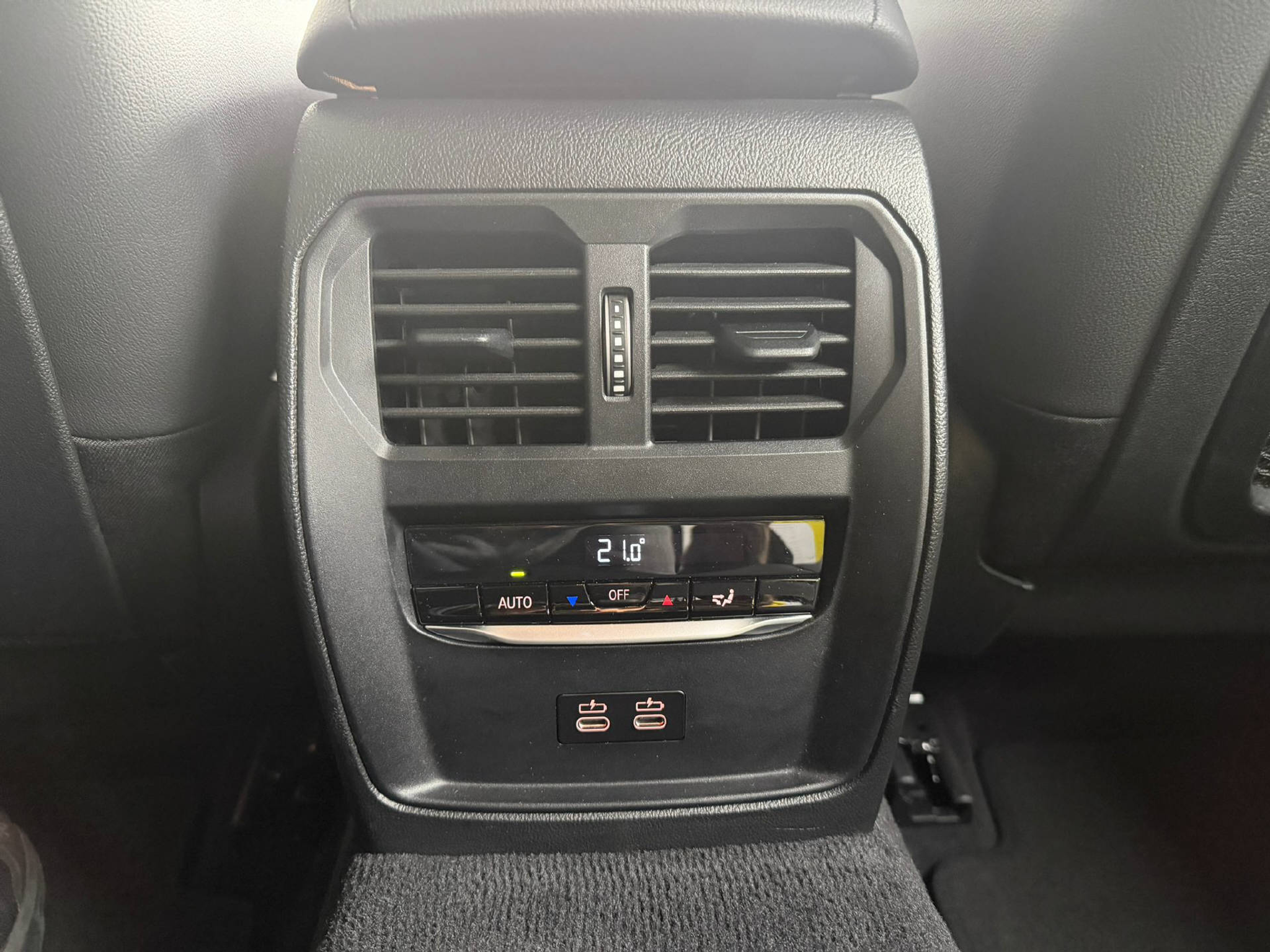 listing desktop thumbnail image 8