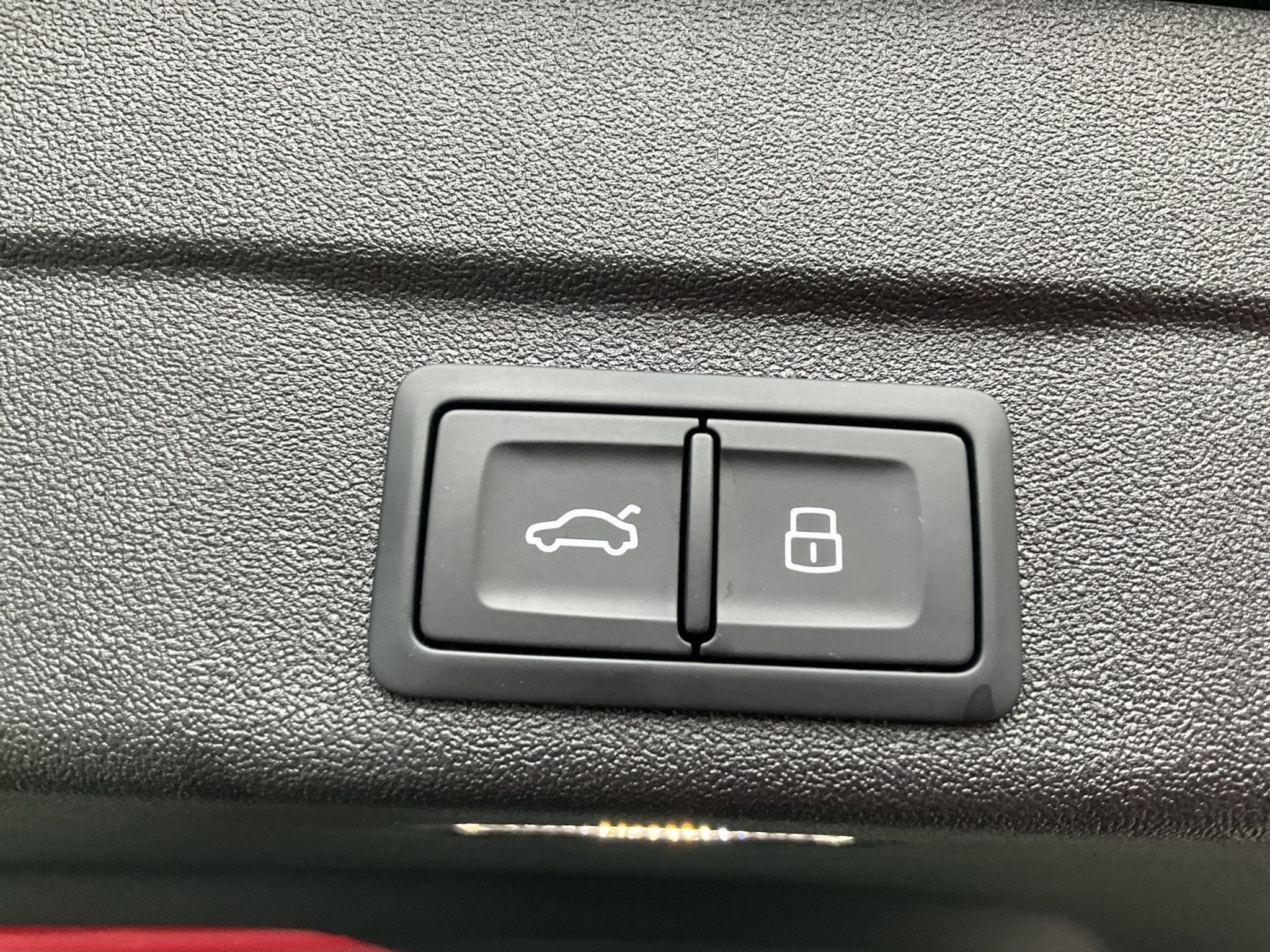 listing desktop thumbnail image 25