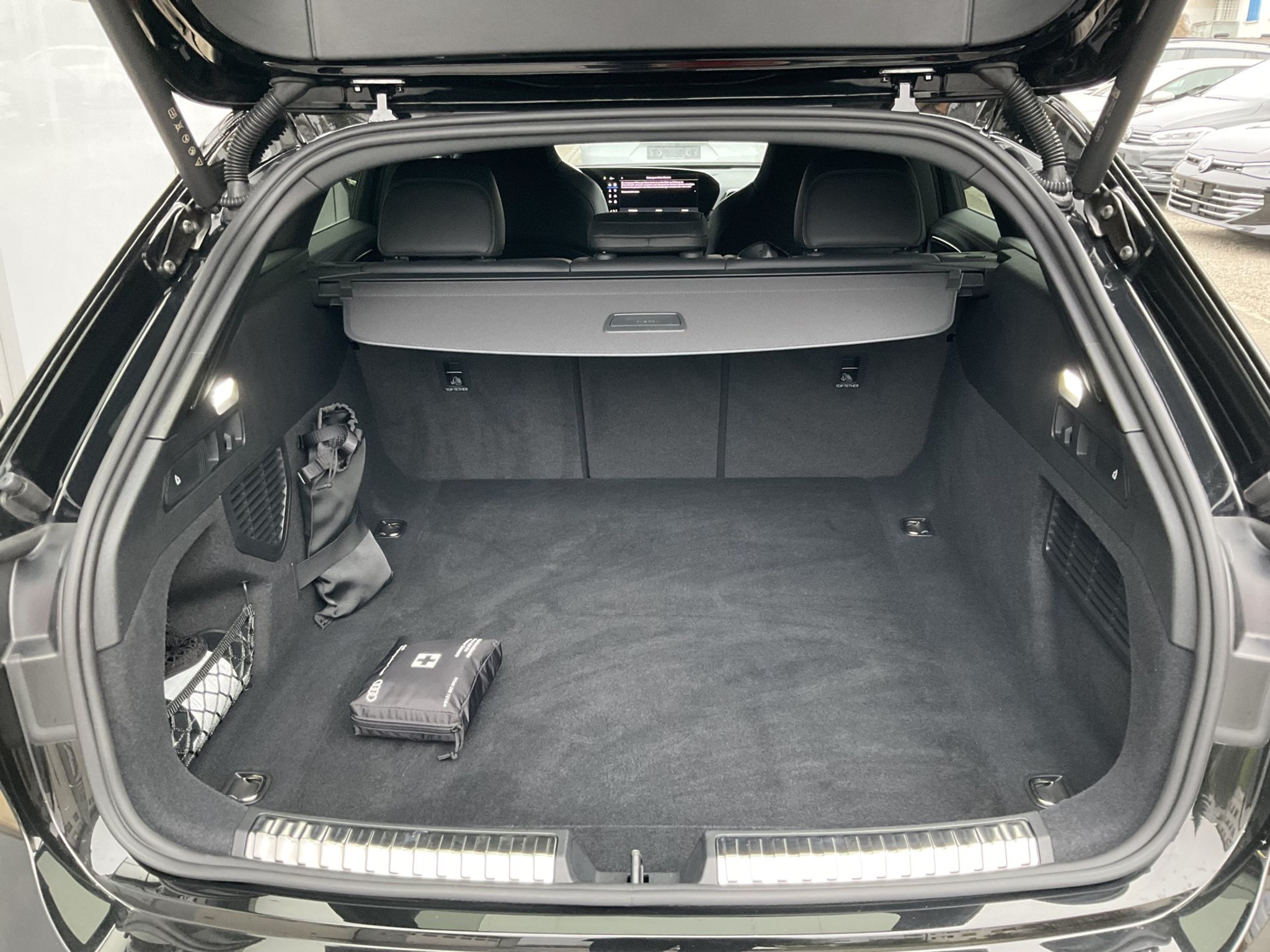 listing desktop thumbnail image 24