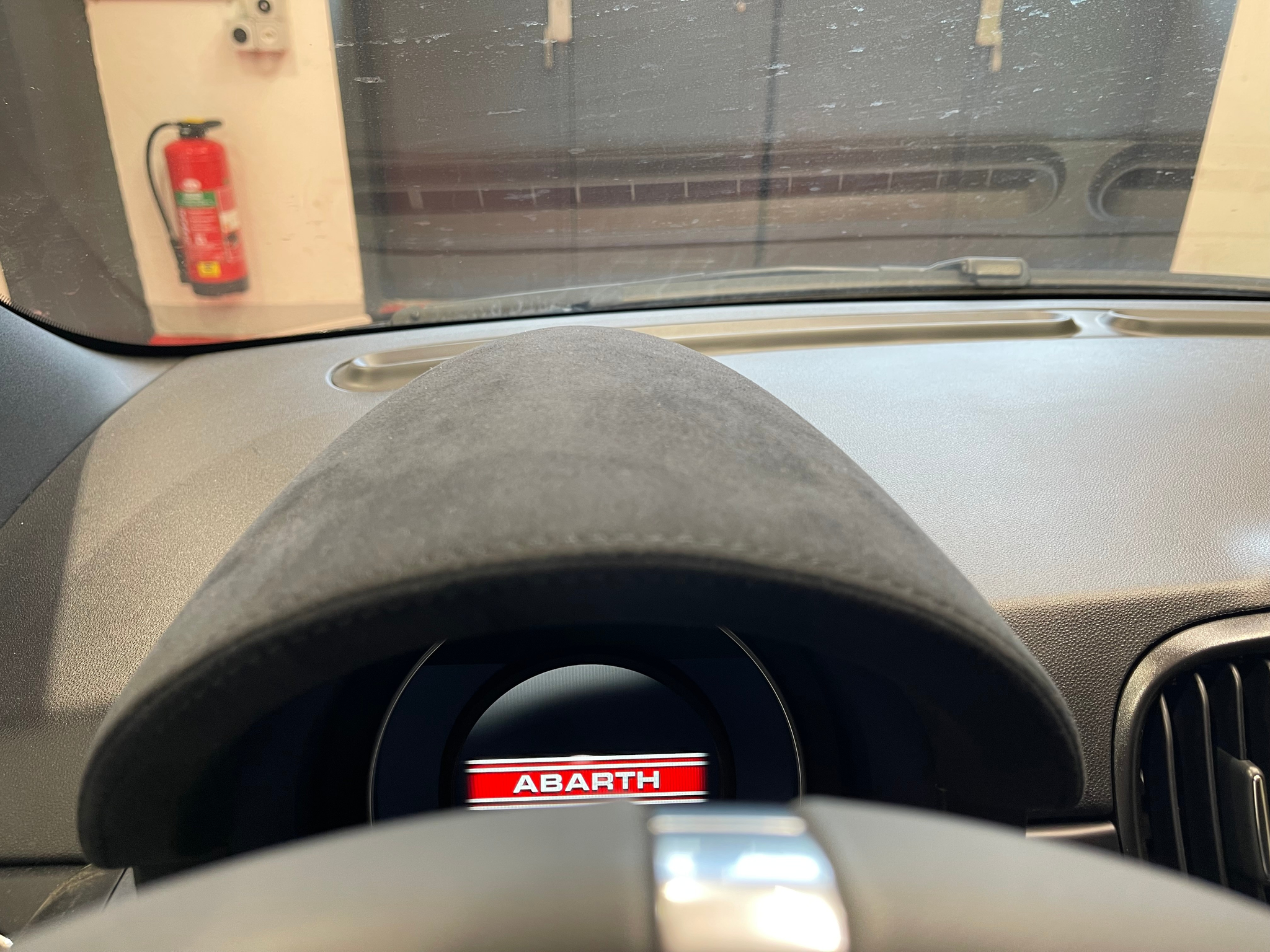 listing desktop thumbnail image 15