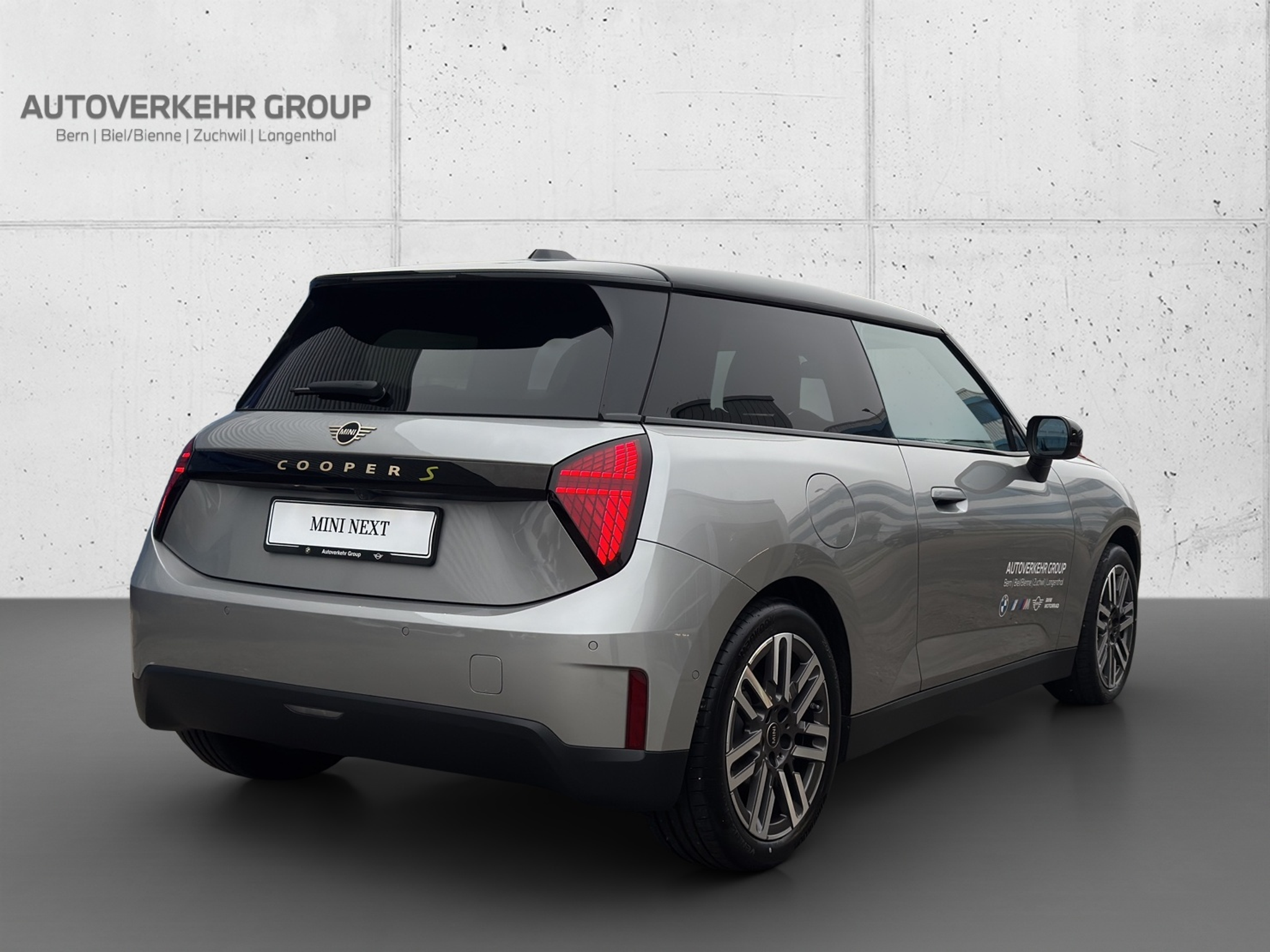 listing desktop thumbnail image 4