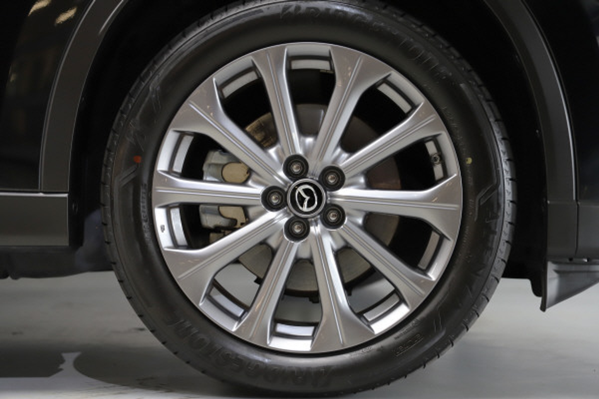 listing desktop thumbnail image 12