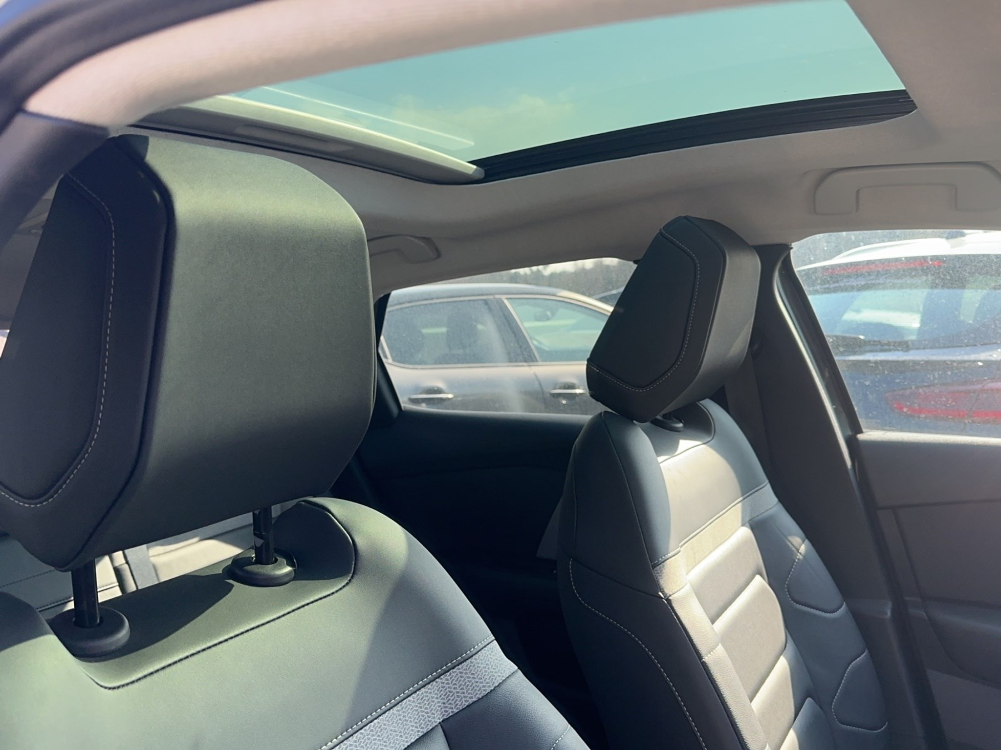 listing desktop thumbnail image 13