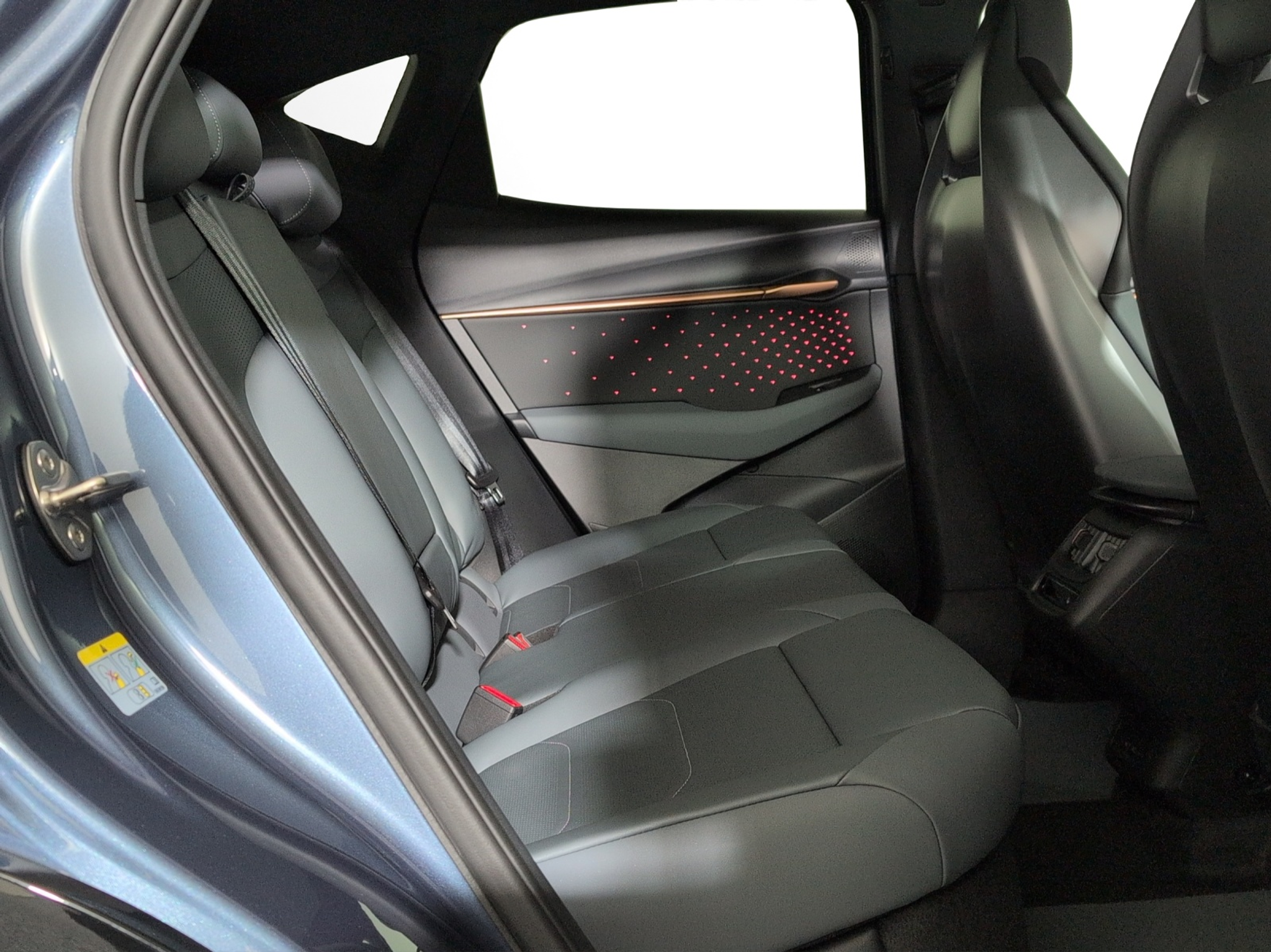 listing desktop thumbnail image 8