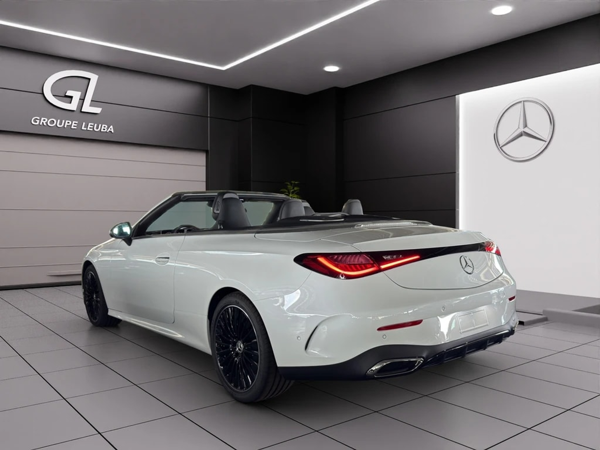 listing desktop thumbnail image 3