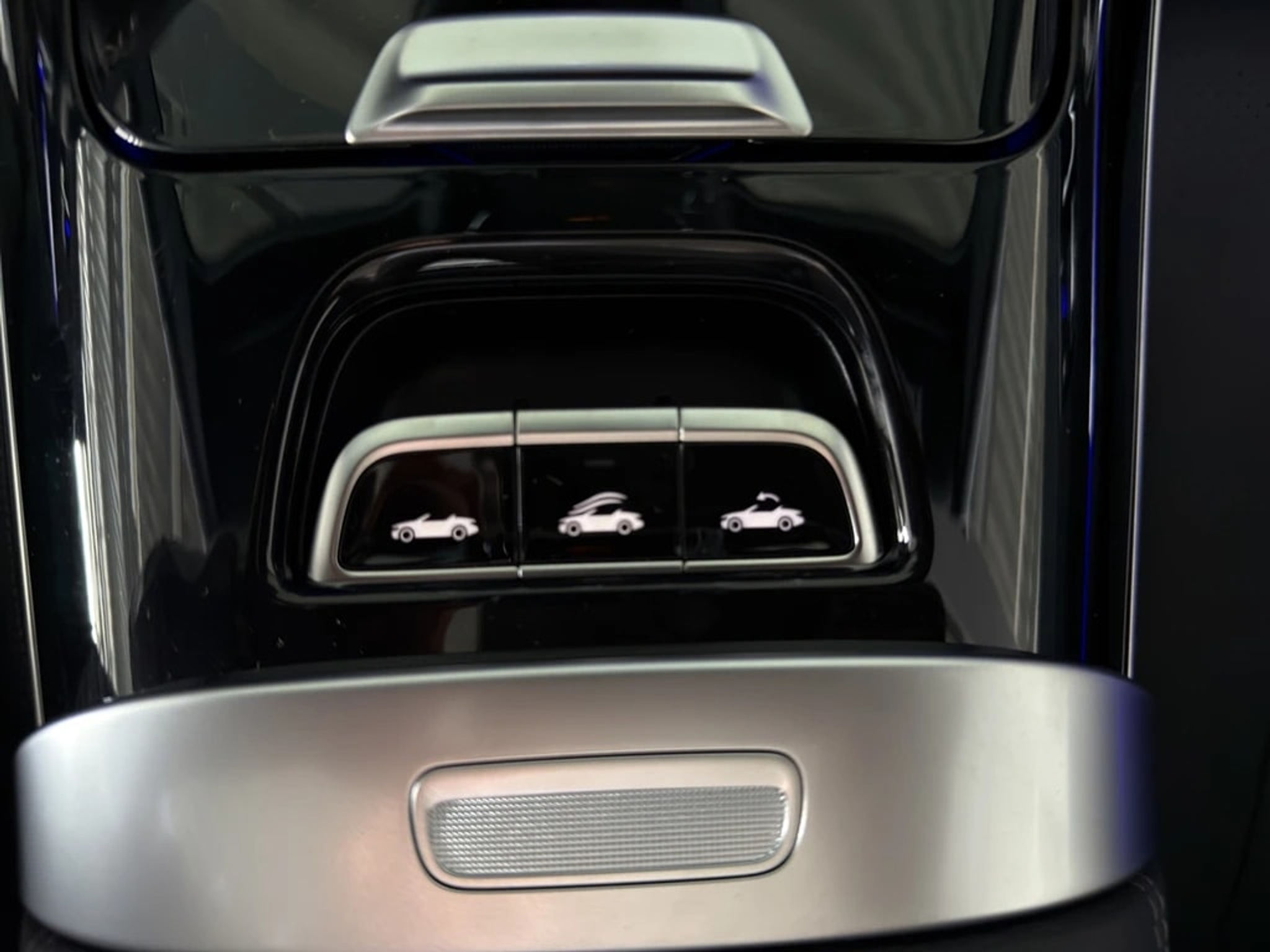 listing desktop thumbnail image 12