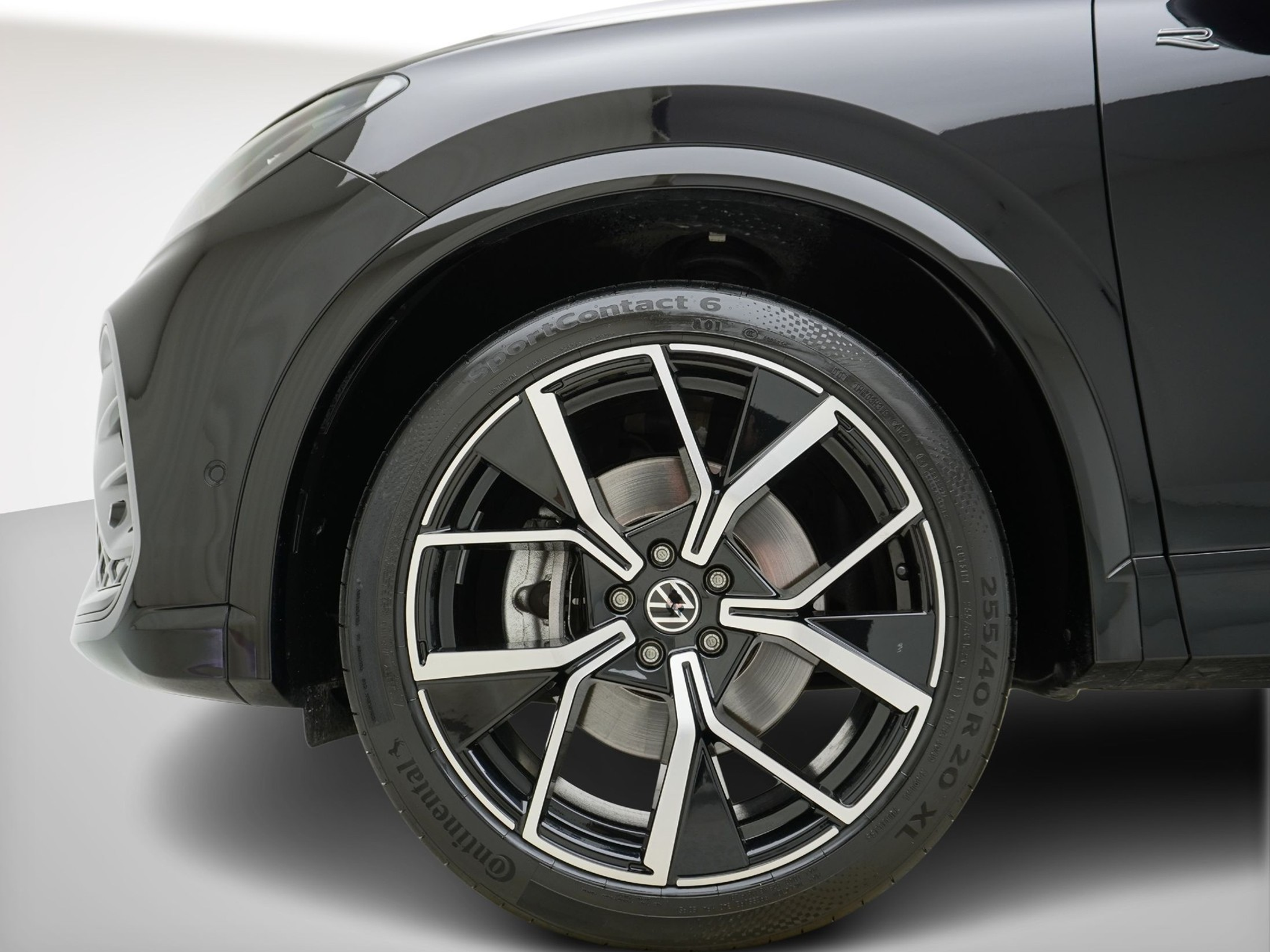 listing desktop thumbnail image 6