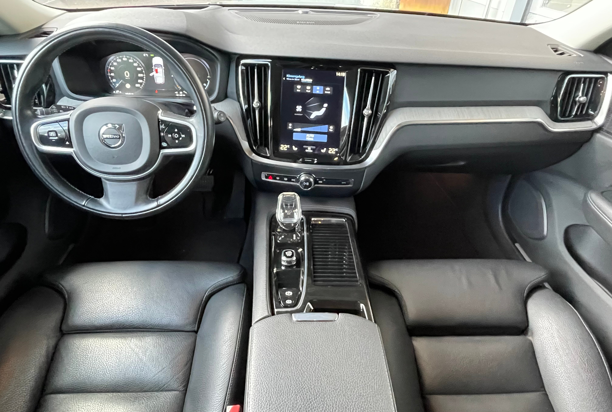 listing desktop thumbnail image 5